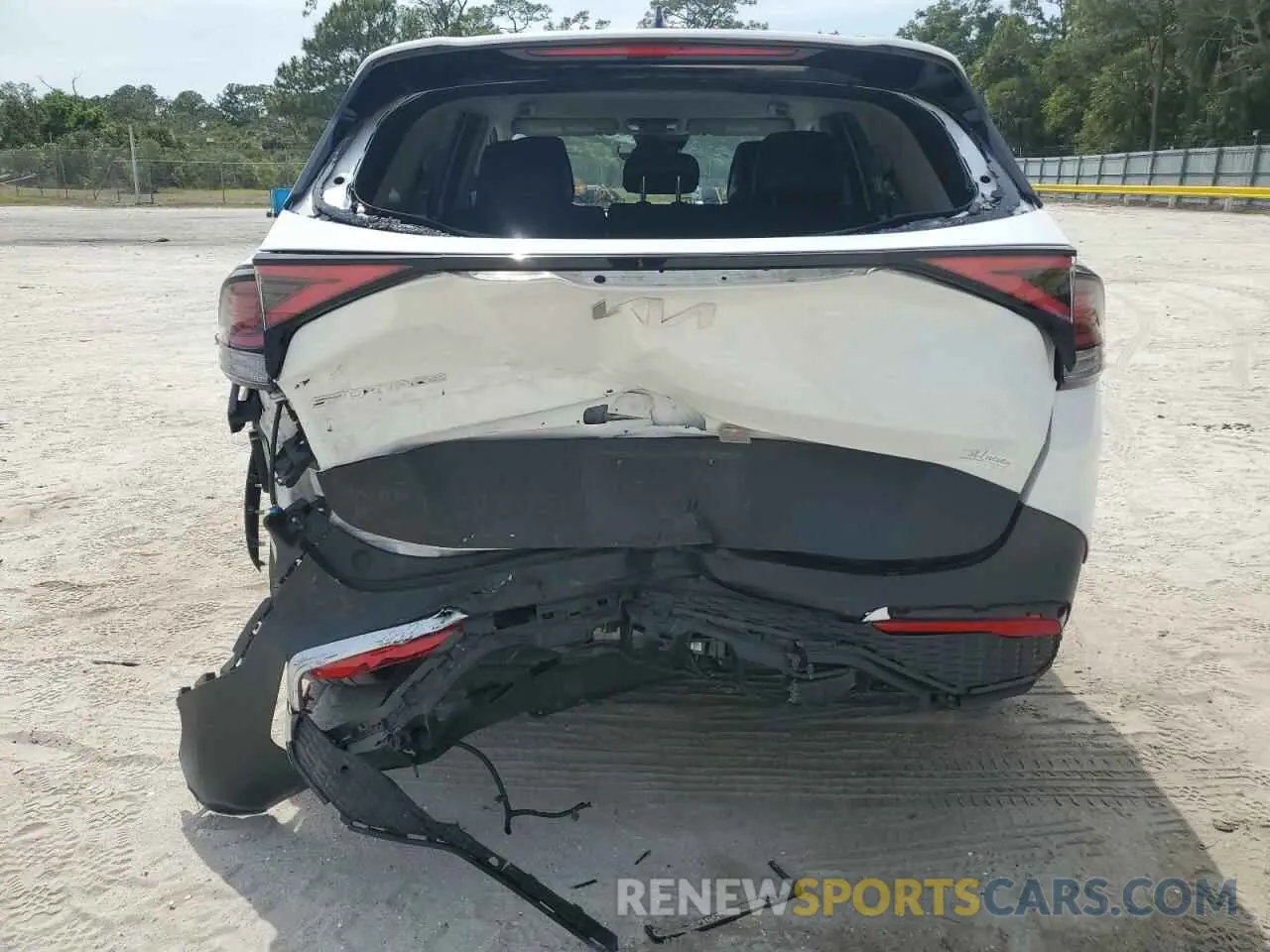 6 Photograph of a damaged car 5XYK33AF1PG129633 KIA SPORTAGE 2023