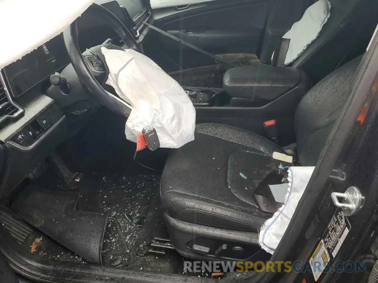 7 Photograph of a damaged car 5XYK33AF4PG026335 KIA SPORTAGE 2023