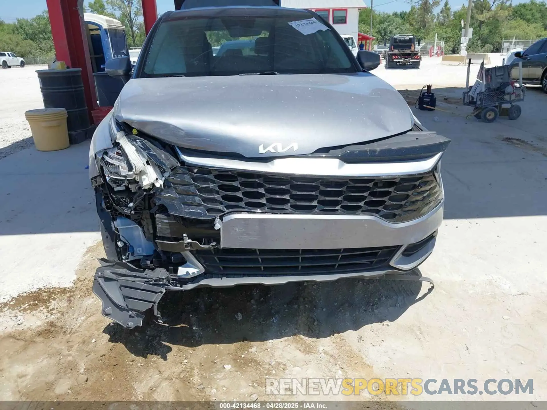 6 Photograph of a damaged car 5XYK33AF4PG064616 KIA SPORTAGE 2023