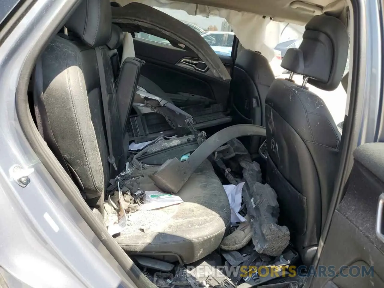 11 Photograph of a damaged car 5XYK33AF7PG043291 KIA SPORTAGE 2023