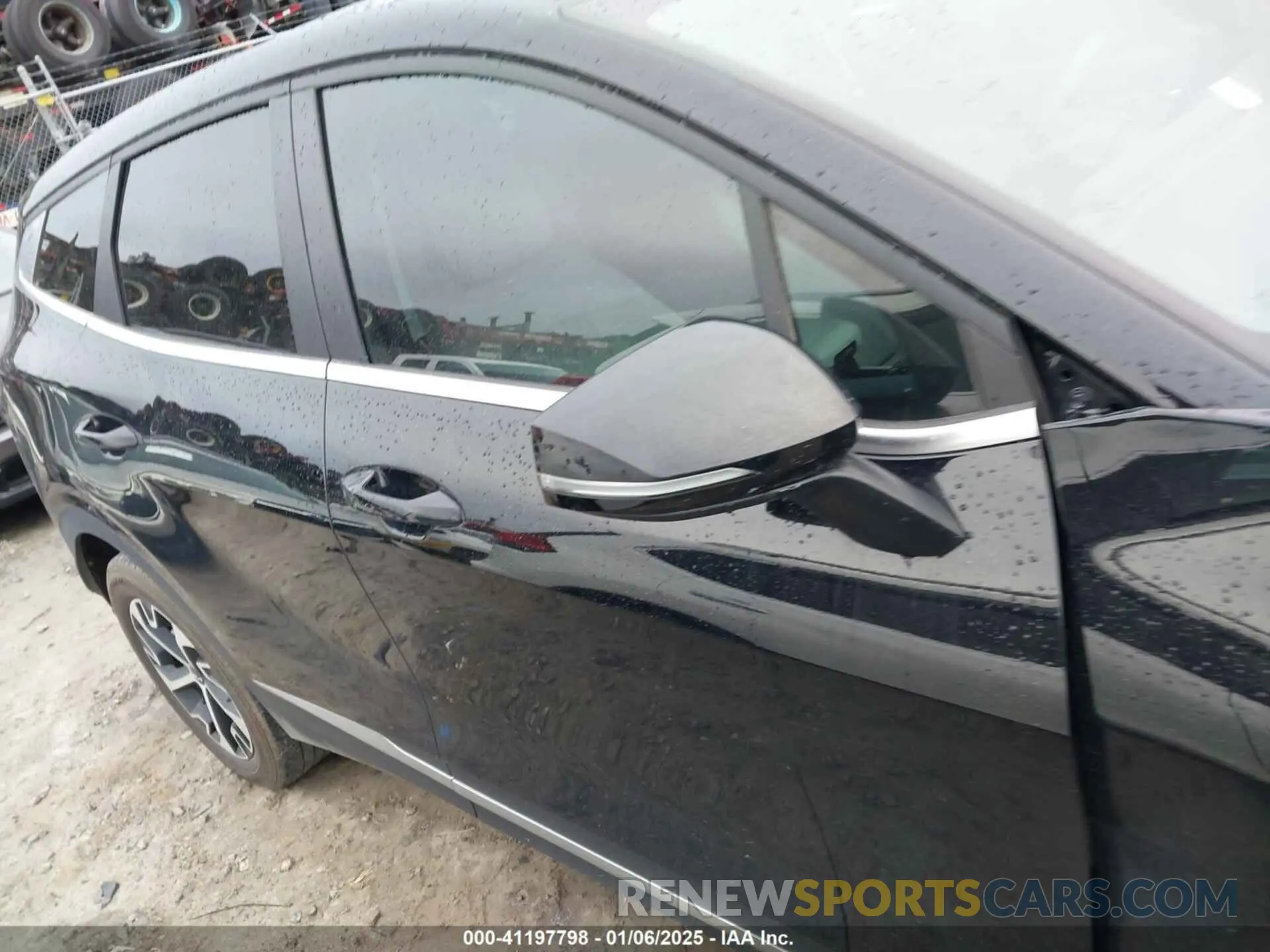 13 Photograph of a damaged car 5XYK33AF7PG104560 KIA SPORTAGE 2023