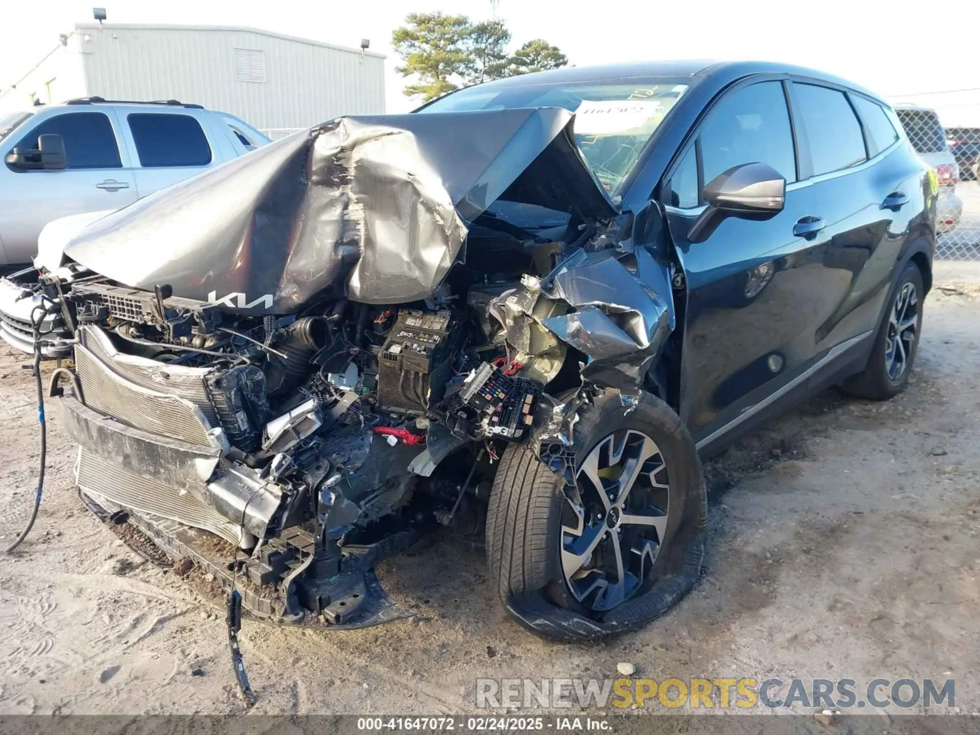 6 Photograph of a damaged car 5XYK33AF7PG117258 KIA SPORTAGE 2023