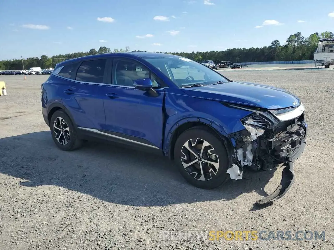 4 Photograph of a damaged car 5XYK33AF8PG083864 KIA SPORTAGE 2023
