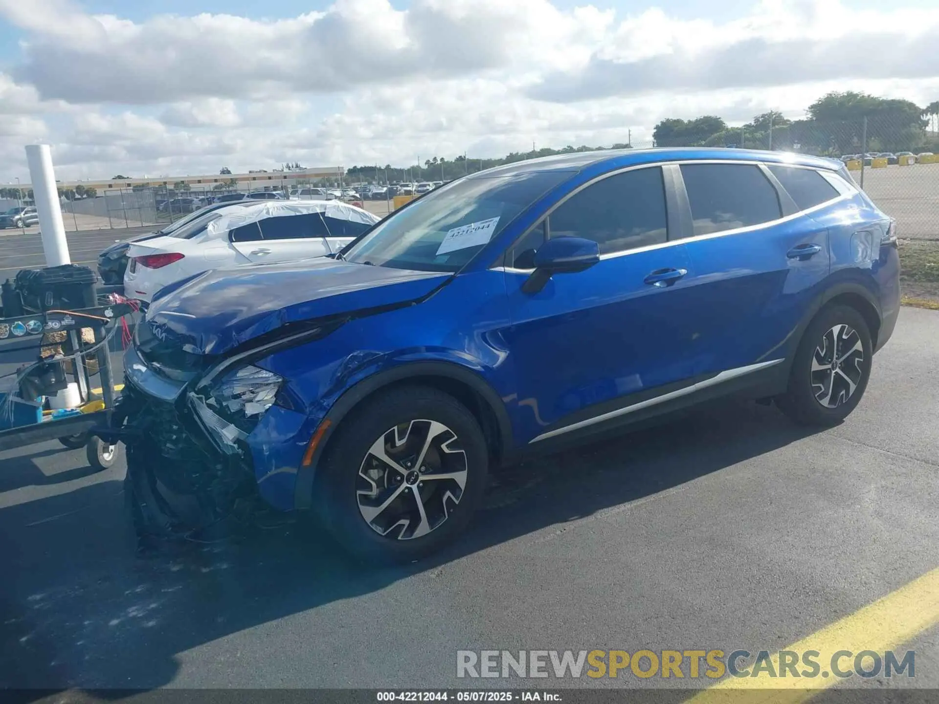 2 Photograph of a damaged car 5XYK33AF8PG095089 KIA SPORTAGE 2023