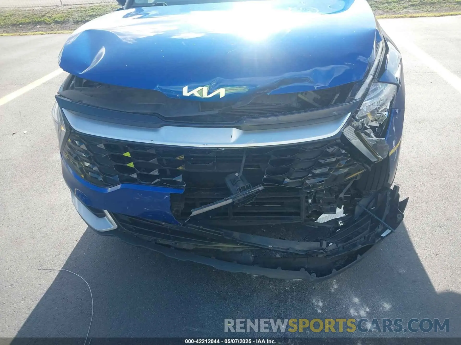 6 Photograph of a damaged car 5XYK33AF8PG095089 KIA SPORTAGE 2023