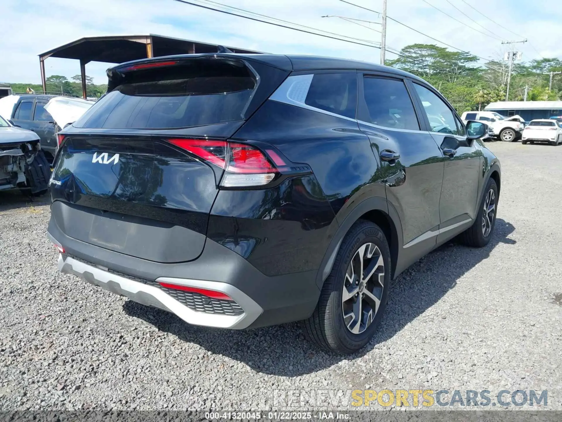4 Photograph of a damaged car 5XYK33AF8PG122744 KIA SPORTAGE 2023