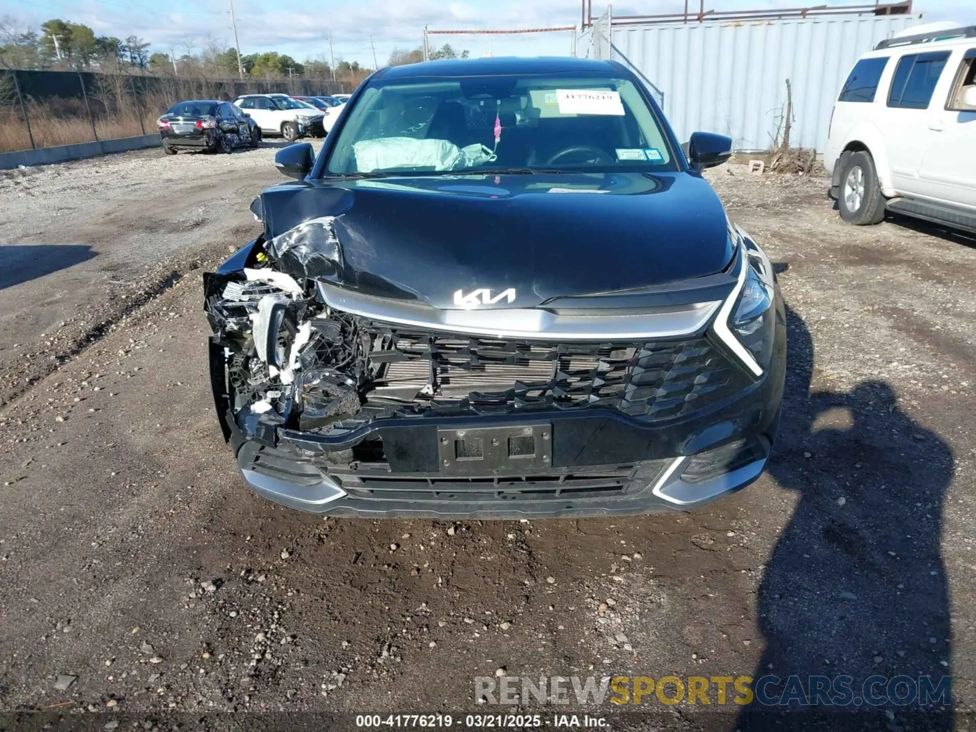 12 Photograph of a damaged car 5XYK33AF9PG032180 KIA SPORTAGE 2023