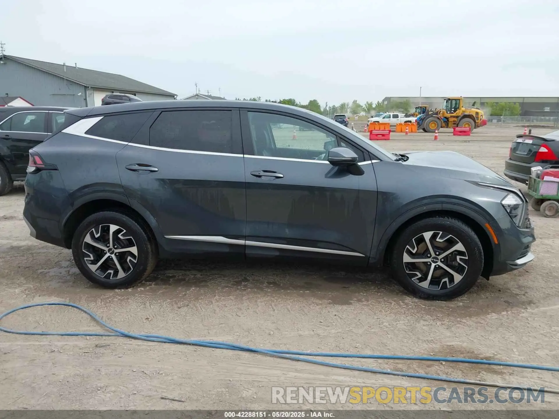 13 Photograph of a damaged car 5XYK33AF9PG051618 KIA SPORTAGE 2023