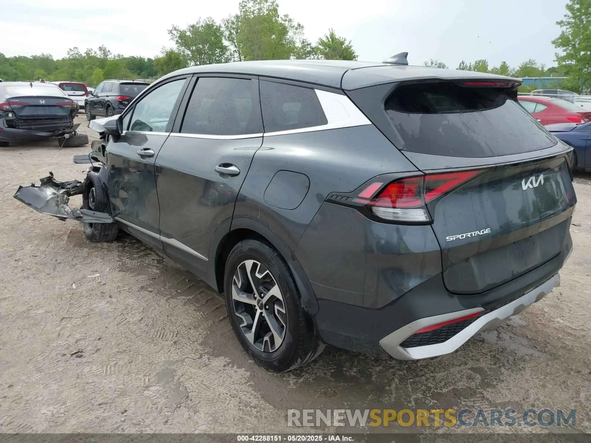 3 Photograph of a damaged car 5XYK33AF9PG051618 KIA SPORTAGE 2023