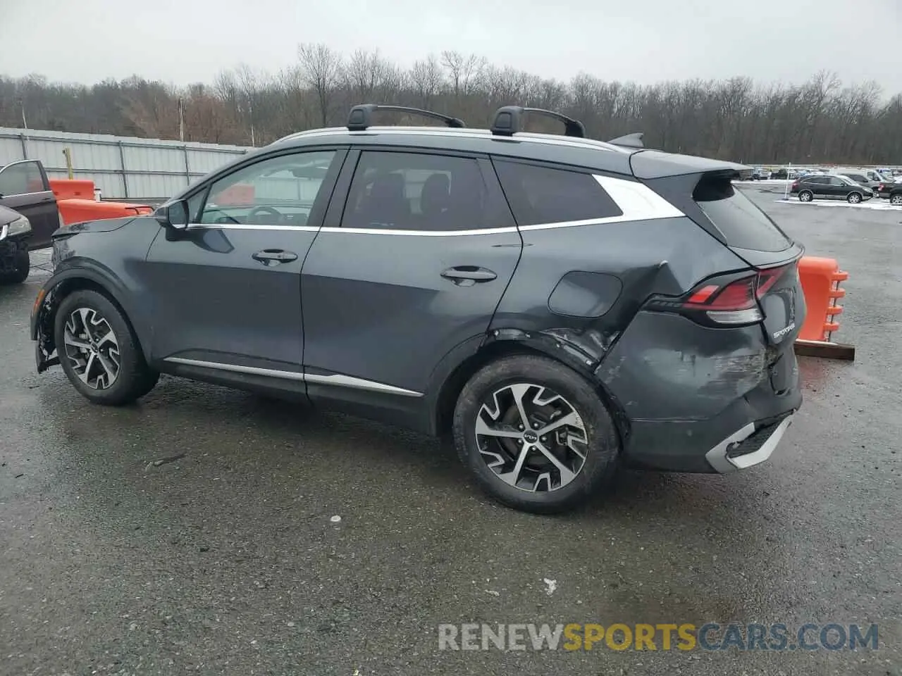 2 Photograph of a damaged car 5XYK3CAF2PG133044 KIA SPORTAGE 2023