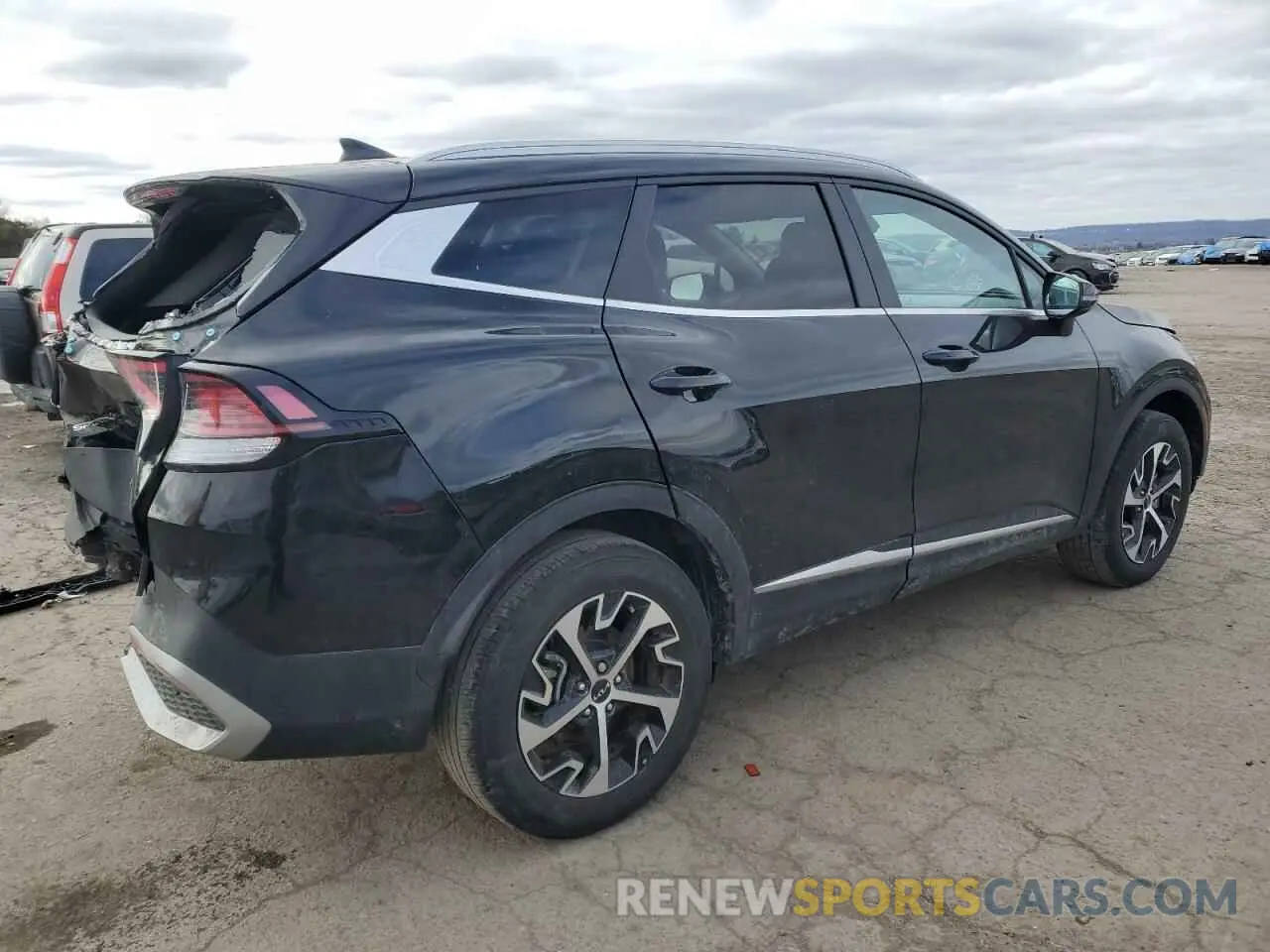 3 Photograph of a damaged car 5XYK3CAF5PG138707 KIA SPORTAGE 2023