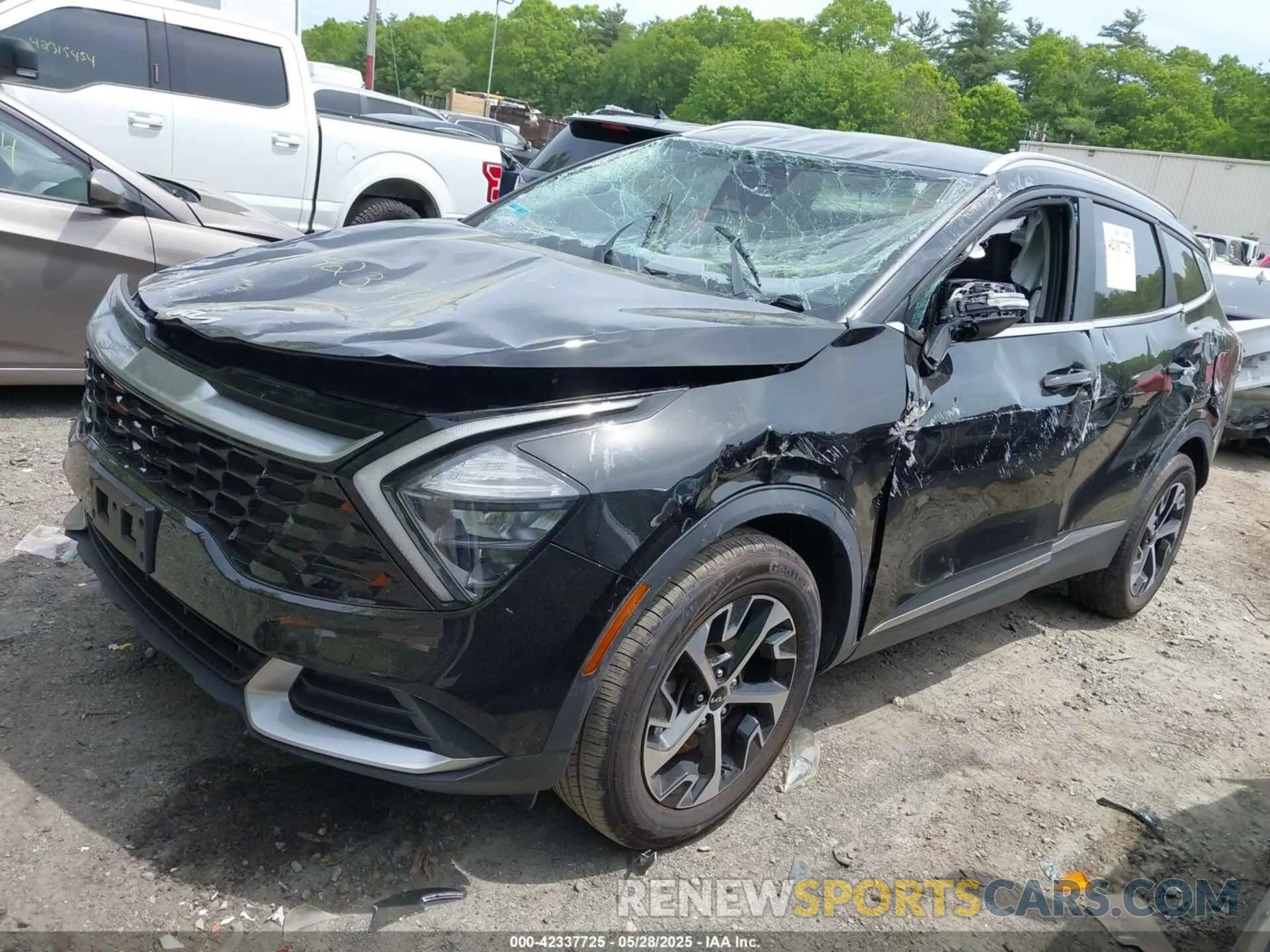 2 Photograph of a damaged car 5XYK3CAF8PG022899 KIA SPORTAGE 2023