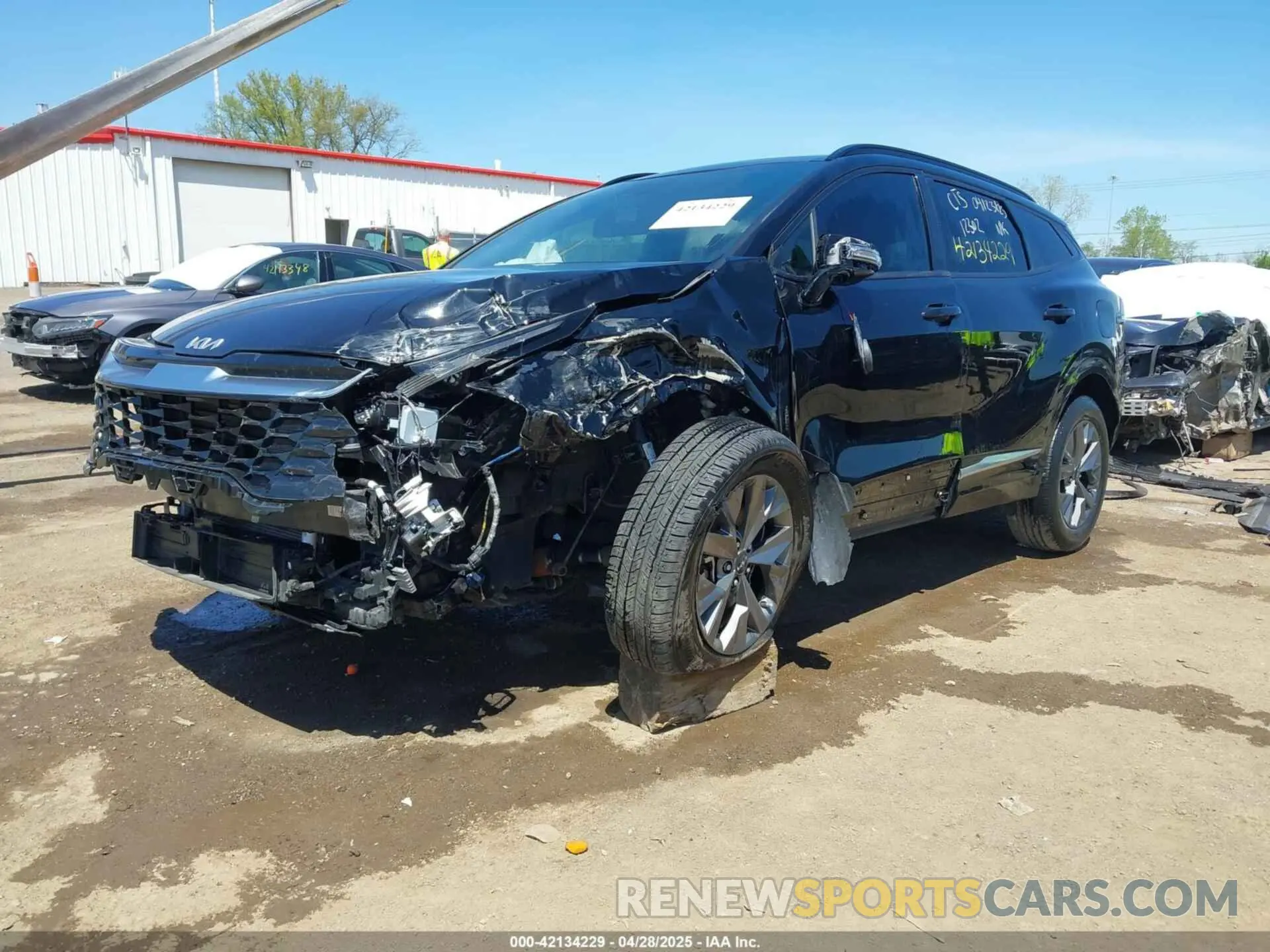 2 Photograph of a damaged car 5XYK43AF1PG020599 KIA SPORTAGE 2023
