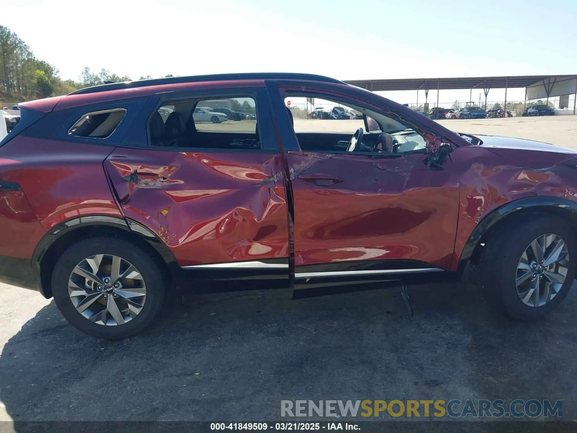 14 Photograph of a damaged car 5XYK43AF8PG067242 KIA SPORTAGE 2023