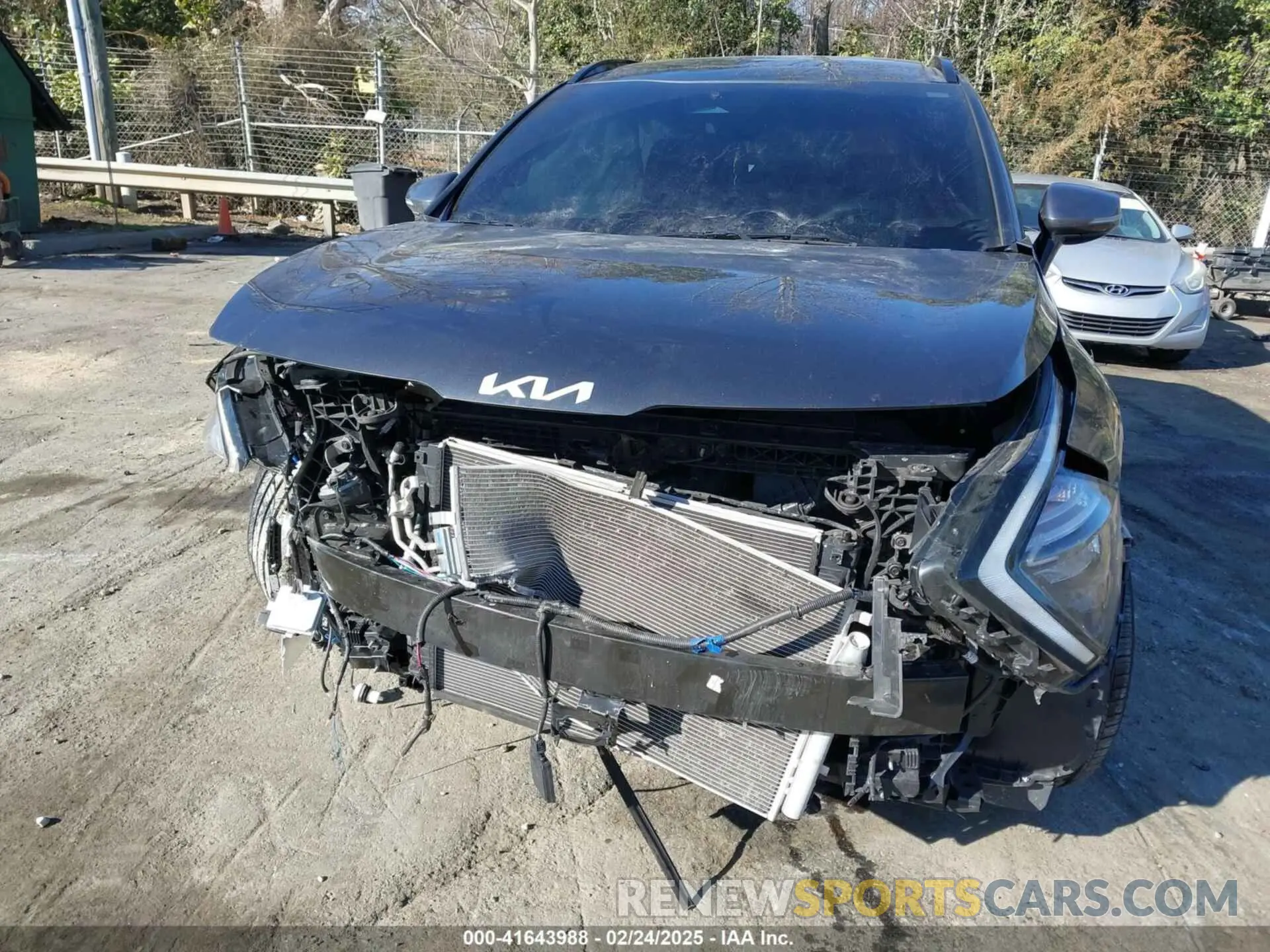 6 Photograph of a damaged car 5XYK43AFXPG033352 KIA SPORTAGE 2023