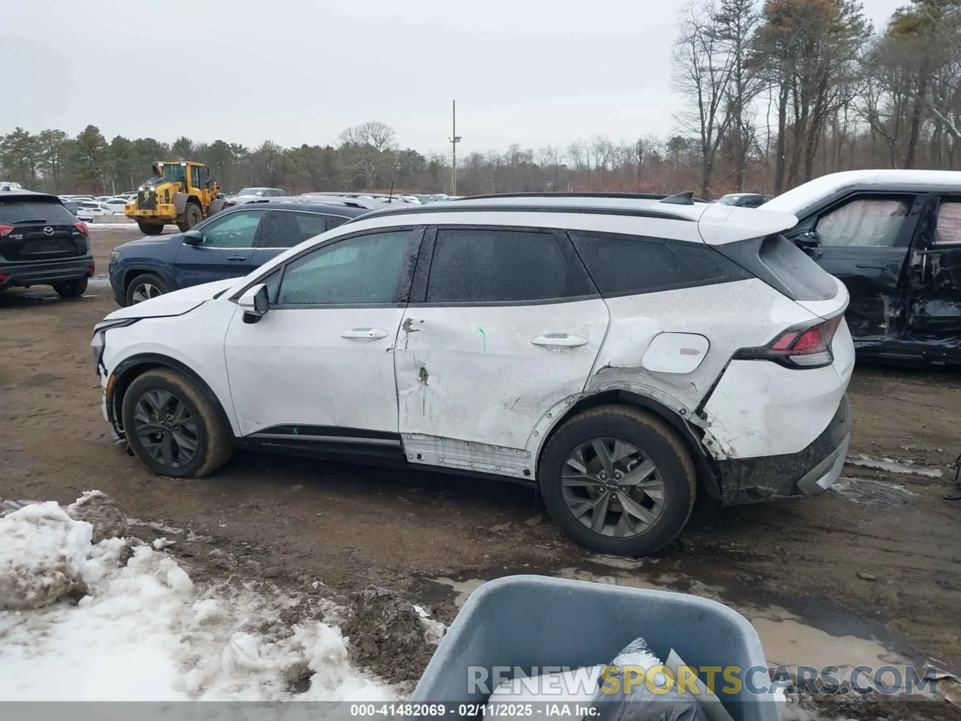 14 Photograph of a damaged car 5XYK43AFXPG069400 KIA SPORTAGE 2023