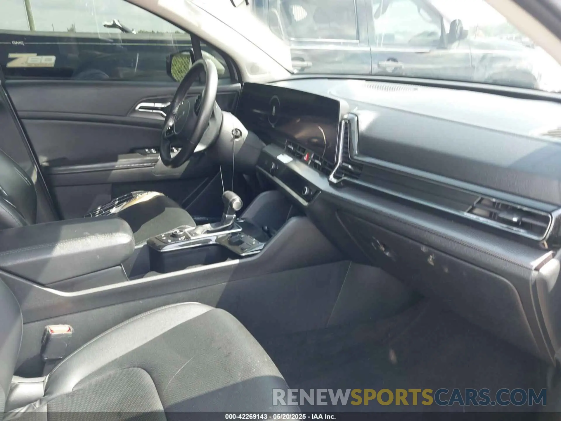 5 Photograph of a damaged car 5XYK43AFXPG089145 KIA SPORTAGE 2023
