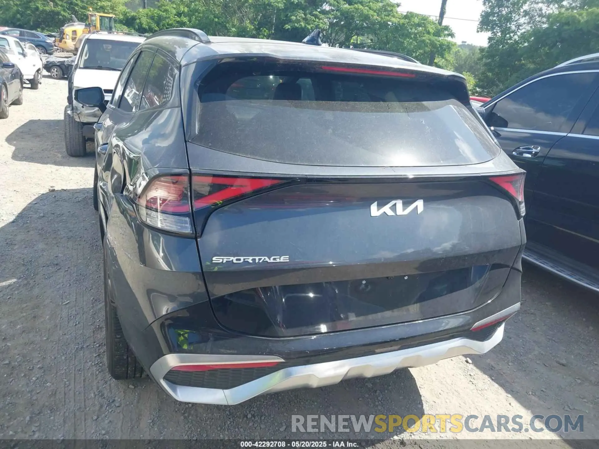 16 Photograph of a damaged car 5XYK43AFXPG108003 KIA SPORTAGE 2023