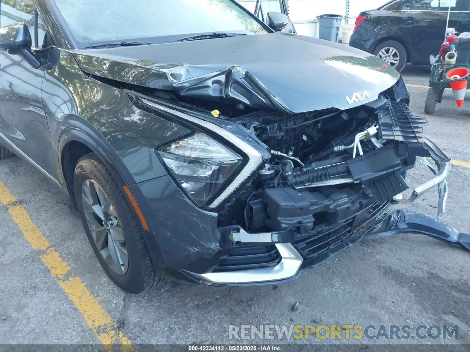 6 Photograph of a damaged car 5XYK4CAF5PG039821 KIA SPORTAGE 2023