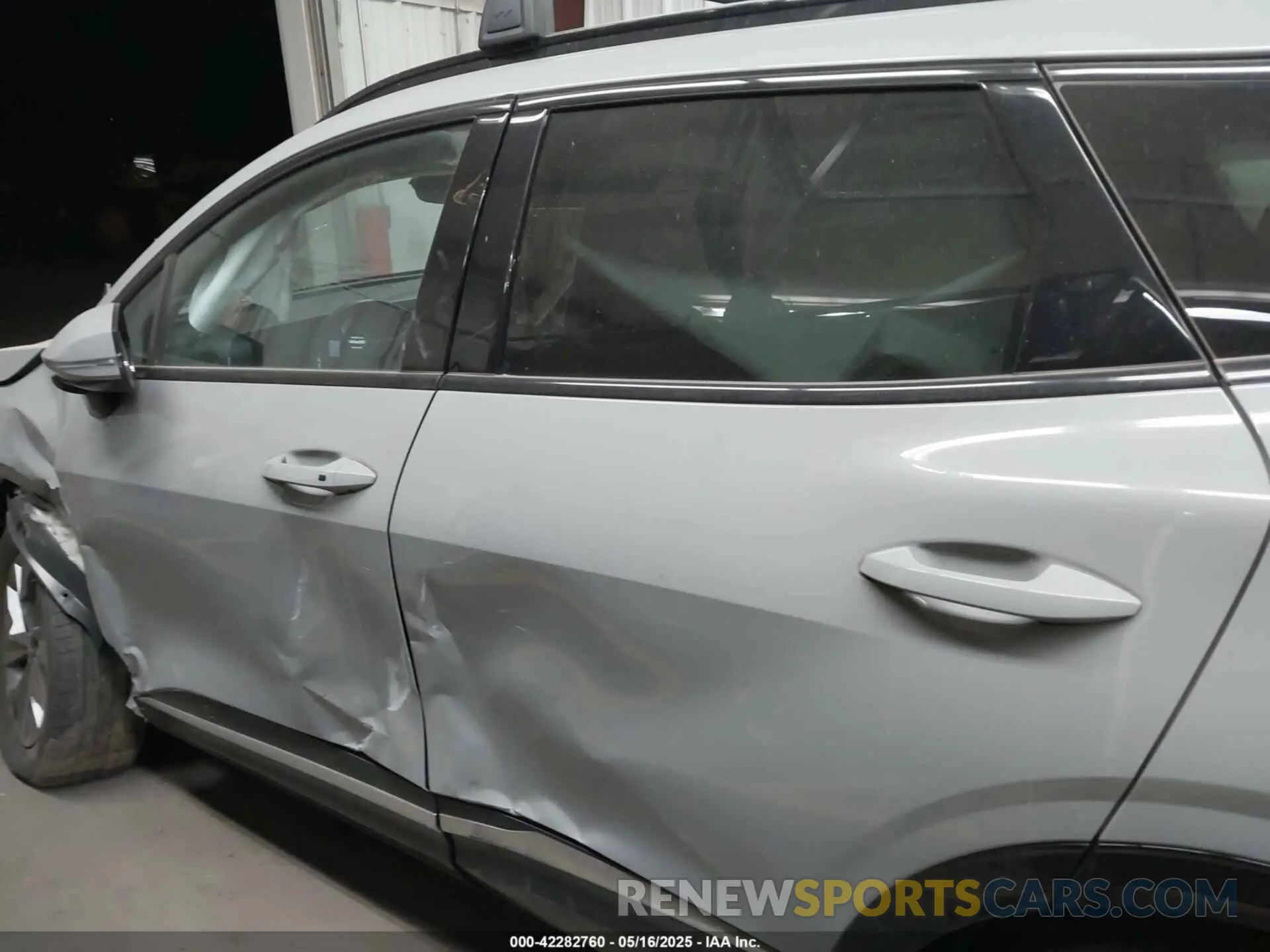 13 Photograph of a damaged car 5XYK4CAF6PG104532 KIA SPORTAGE 2023