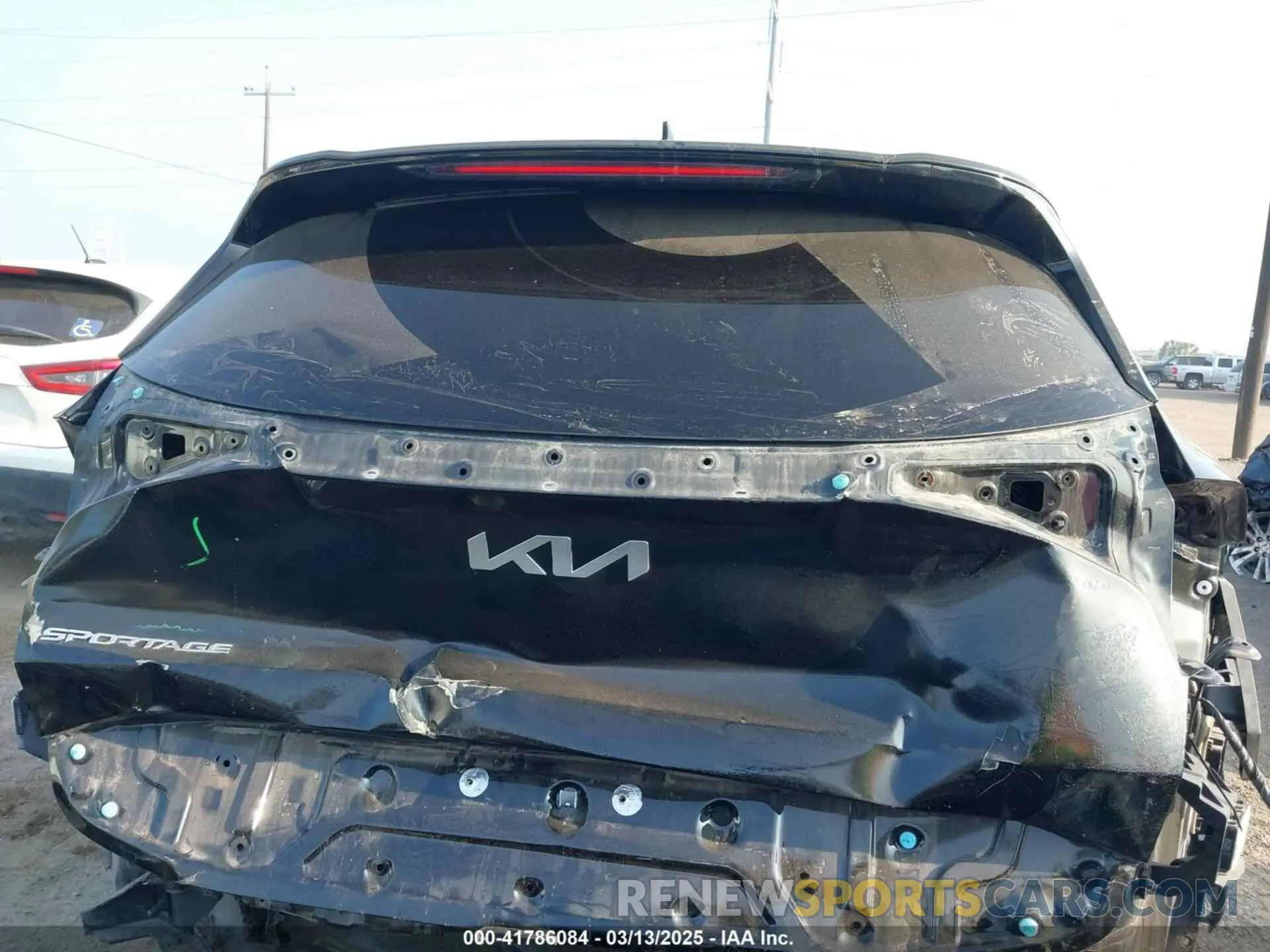 17 Photograph of a damaged car 5XYK53AF0PG072660 KIA SPORTAGE 2023