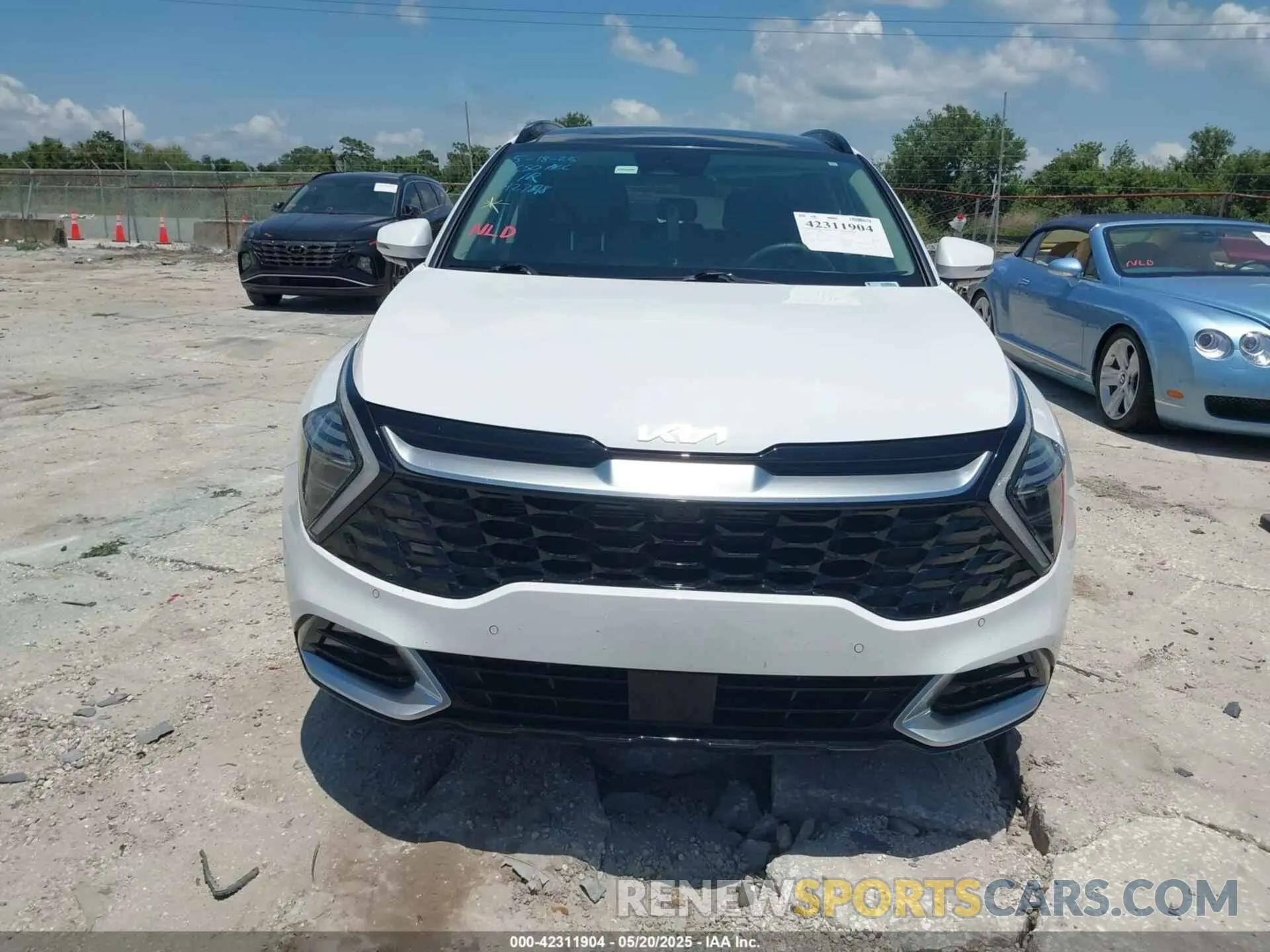 12 Photograph of a damaged car 5XYK53AF0PG087174 KIA SPORTAGE 2023