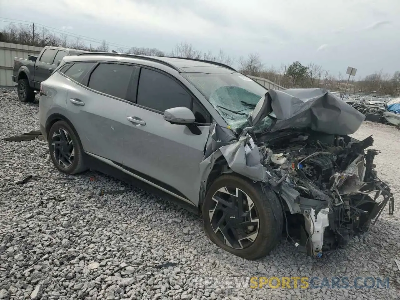 4 Photograph of a damaged car 5XYK53AF5PG103577 KIA SPORTAGE 2023