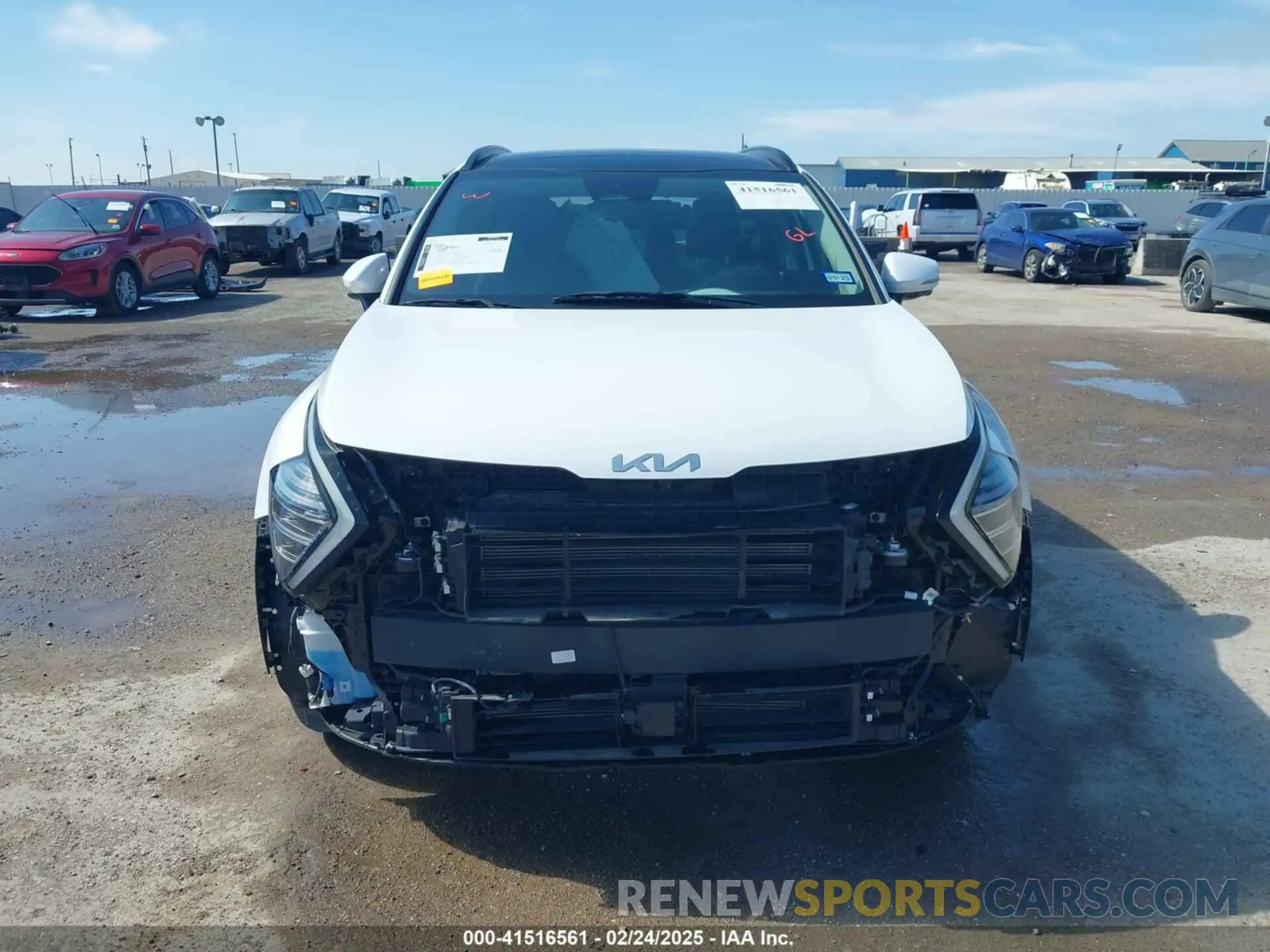 13 Photograph of a damaged car 5XYK53AF6PG021521 KIA SPORTAGE 2023