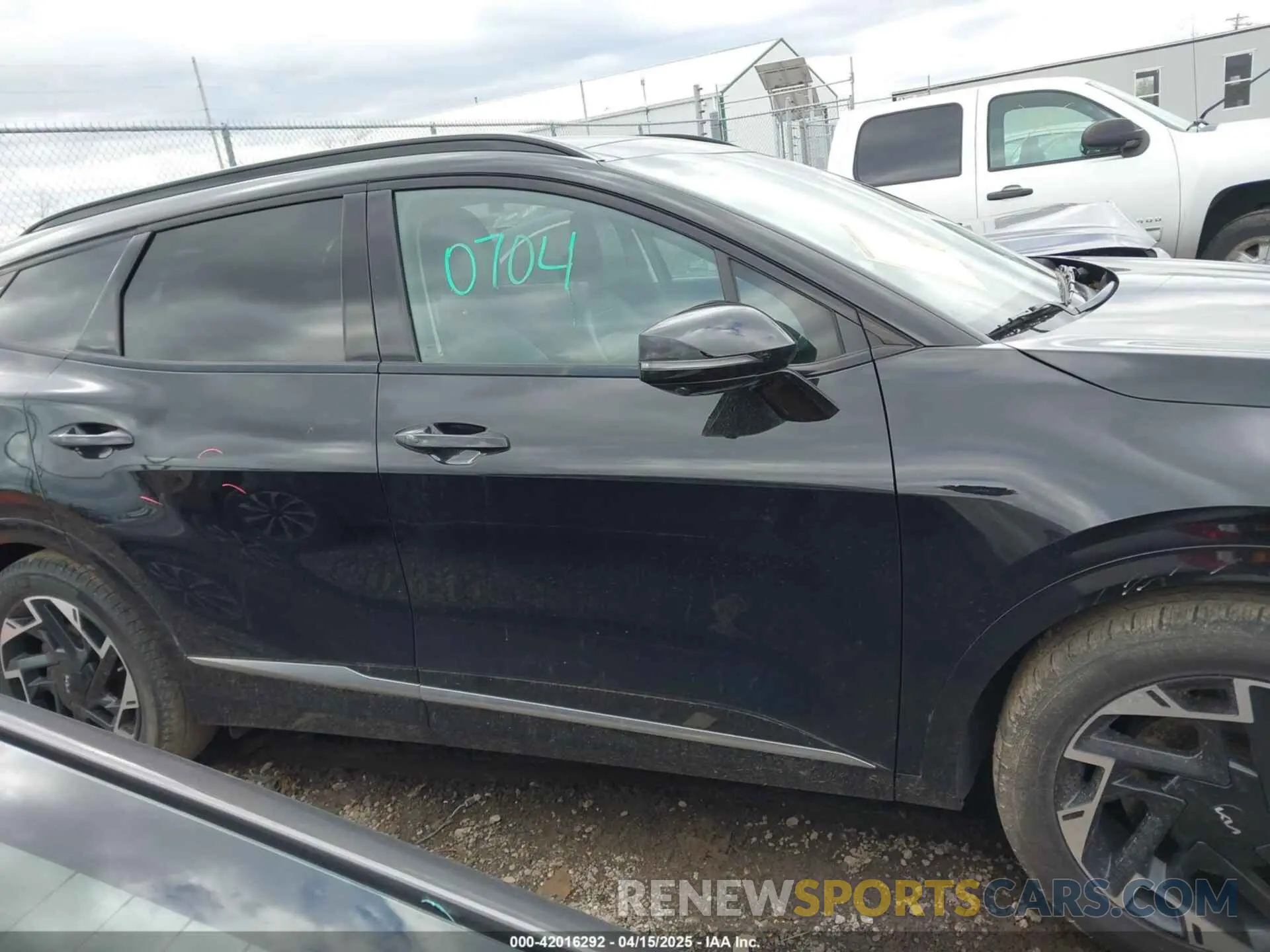 14 Photograph of a damaged car 5XYK53AF7PG067195 KIA SPORTAGE 2023