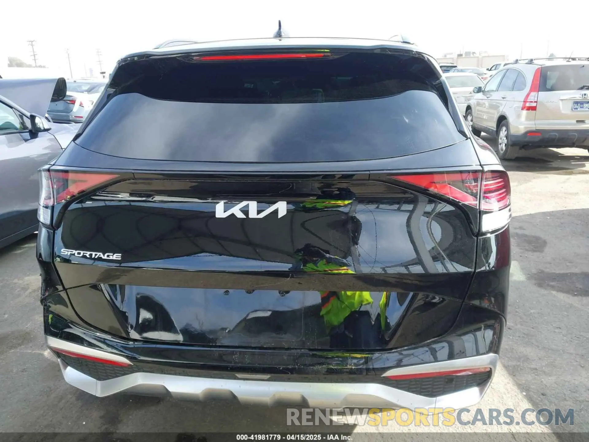 16 Photograph of a damaged car 5XYK53AF8PG129591 KIA SPORTAGE 2023