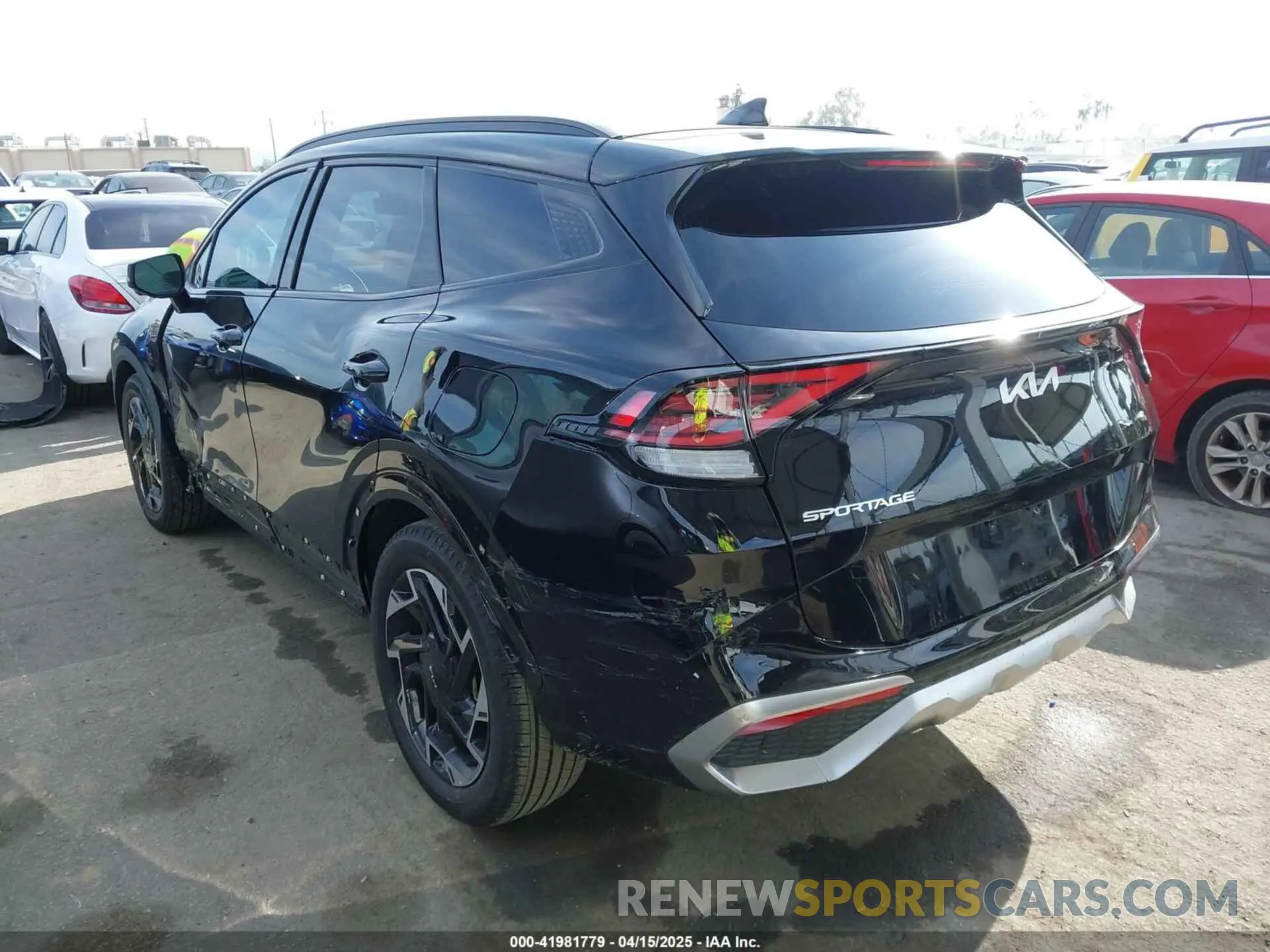 3 Photograph of a damaged car 5XYK53AF8PG129591 KIA SPORTAGE 2023