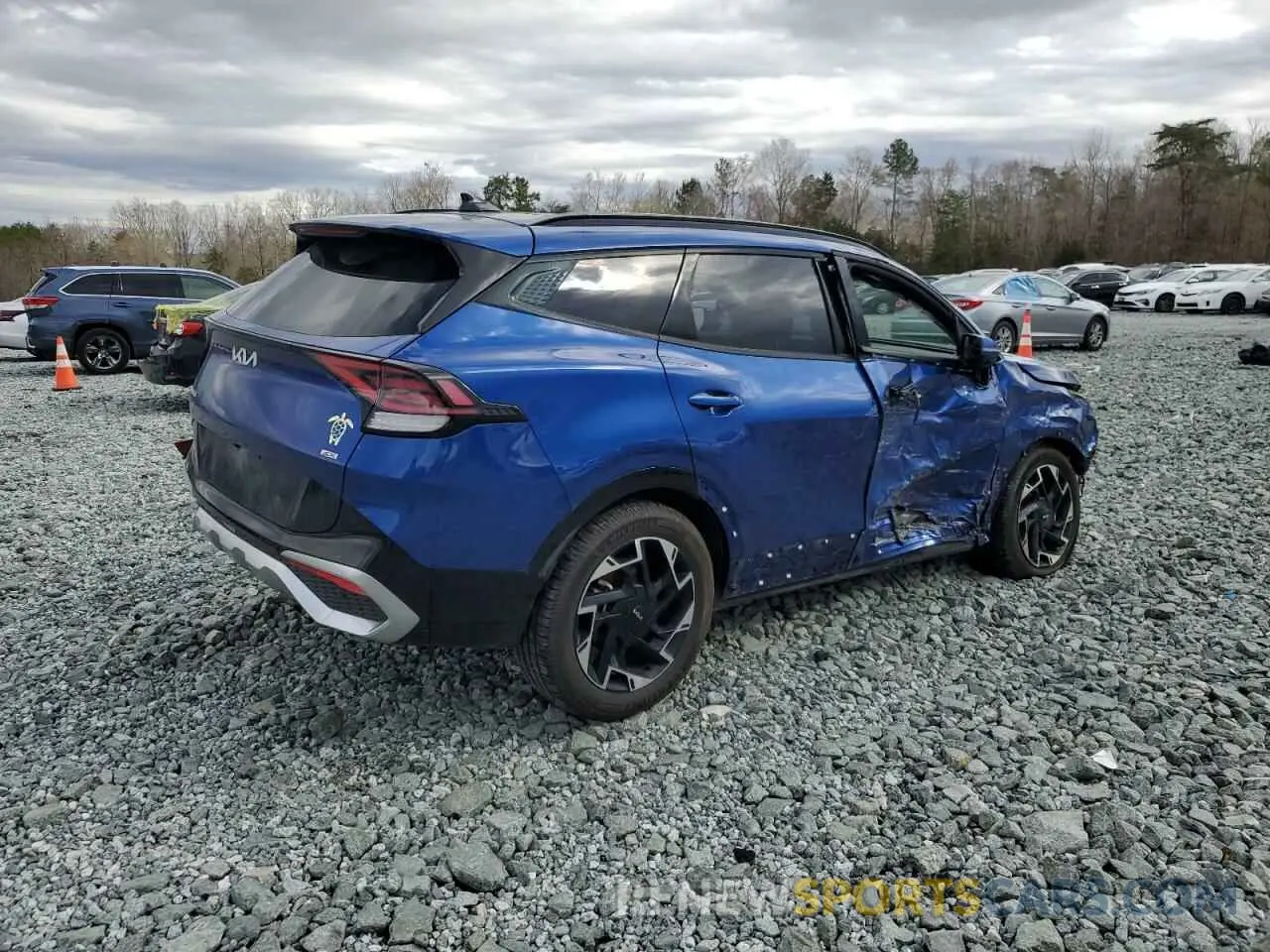3 Photograph of a damaged car 5XYK5CAF2PG011293 KIA SPORTAGE 2023