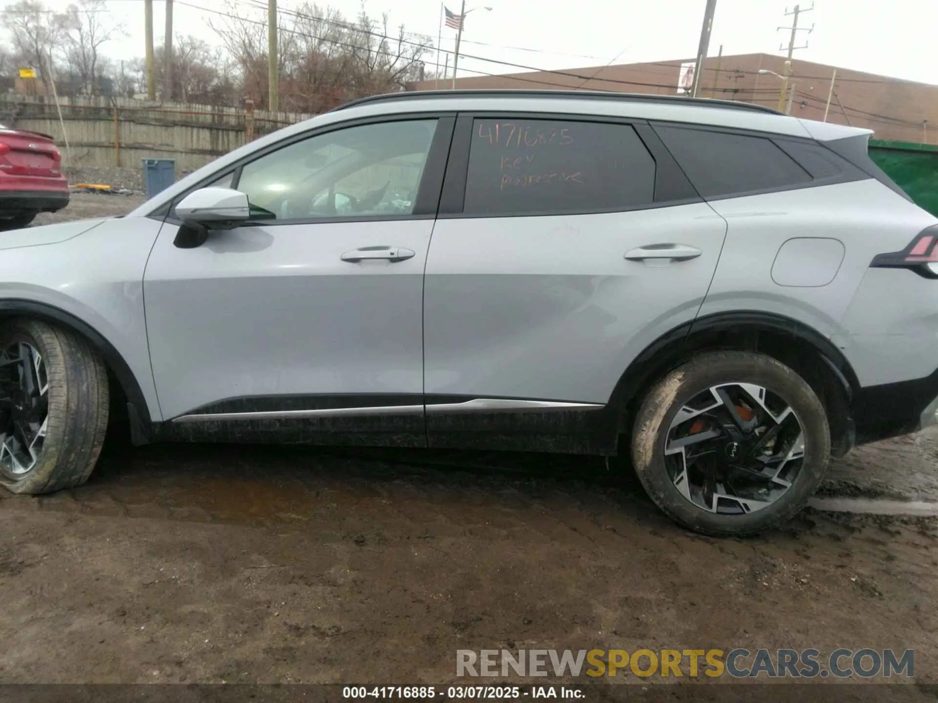 14 Photograph of a damaged car 5XYK5CAF3PG133449 KIA SPORTAGE 2023