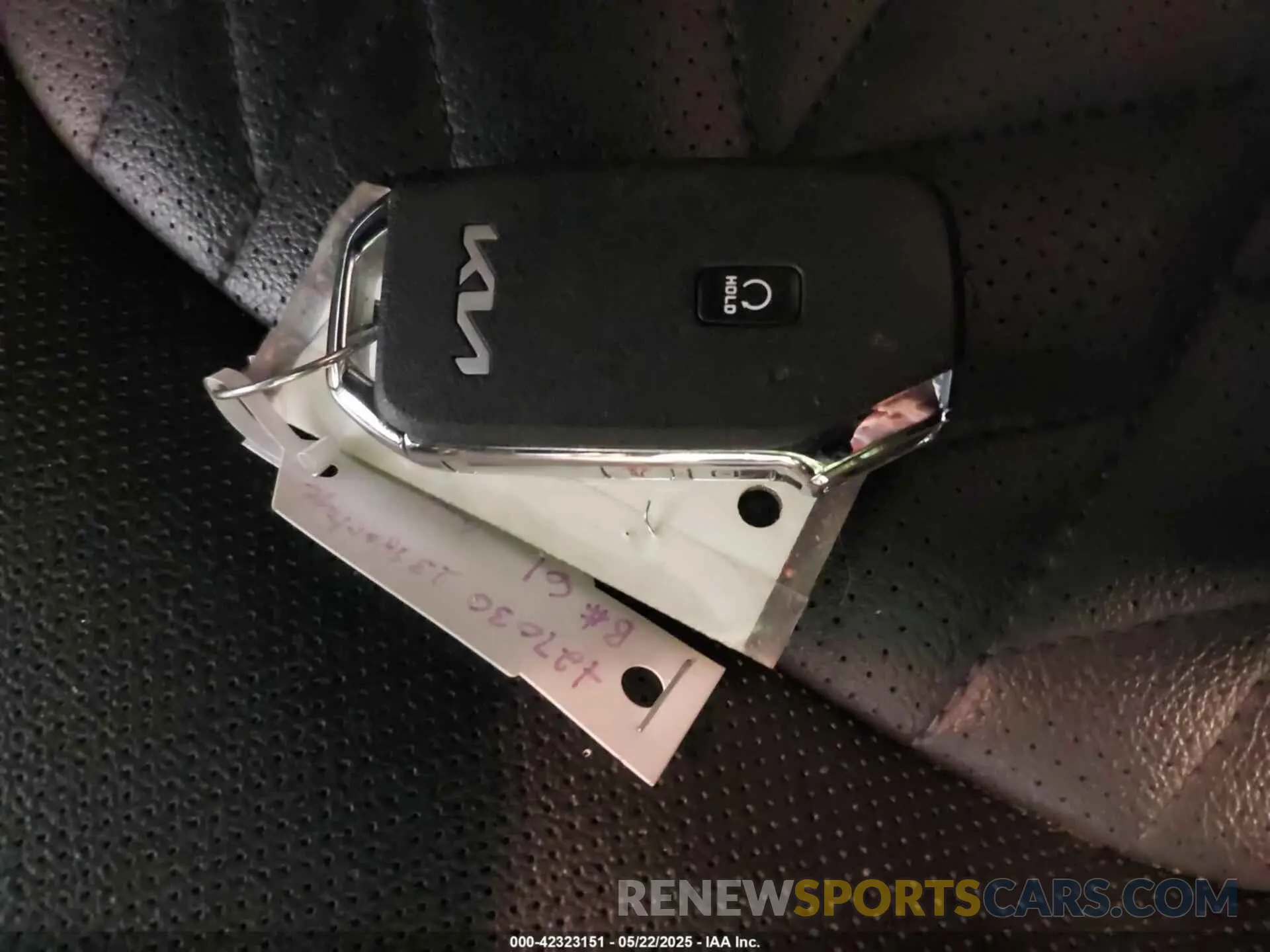 11 Photograph of a damaged car 5XYK6CAF0PG002735 KIA SPORTAGE 2023