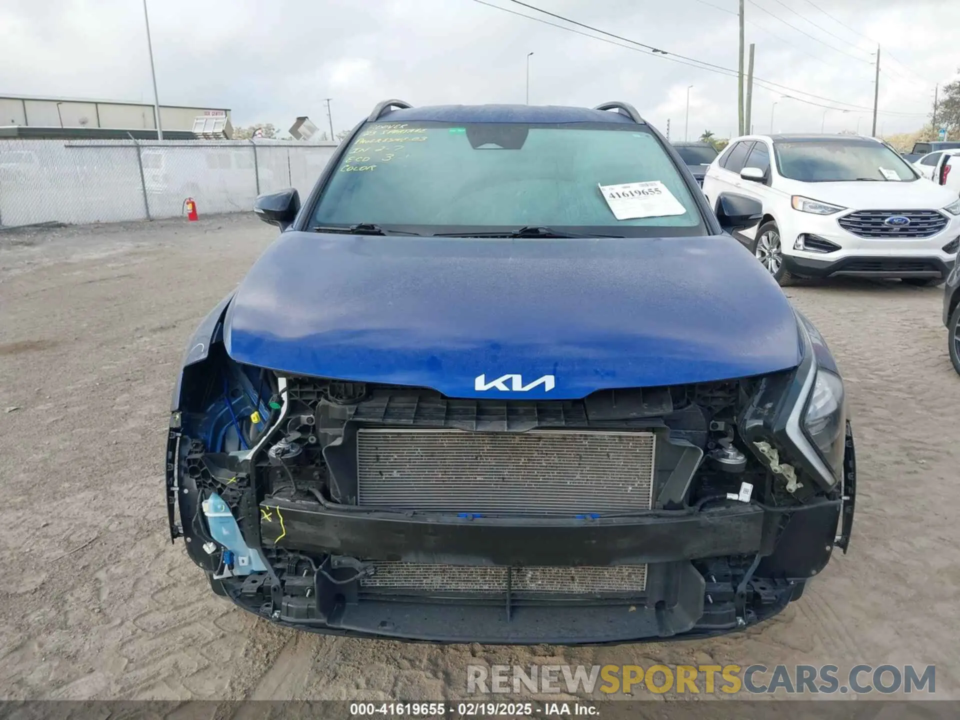 13 Photograph of a damaged car 5XYK6CAF0PG091478 KIA SPORTAGE 2023