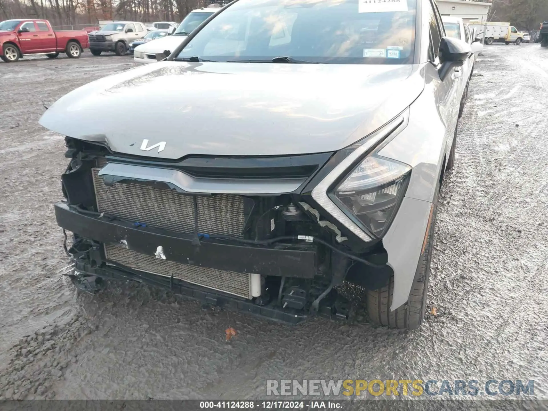 6 Photograph of a damaged car 5XYK6CAF0PG094199 KIA SPORTAGE 2023