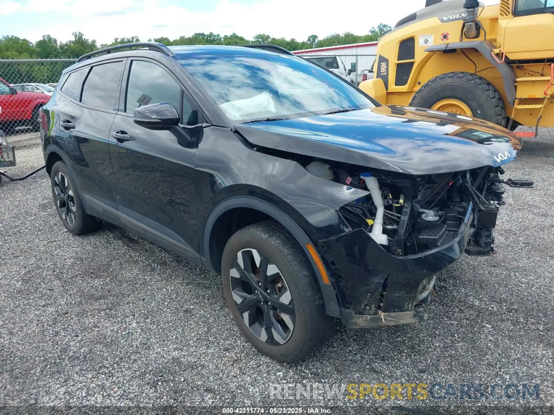 1 Photograph of a damaged car 5XYK6CAF1PG043908 KIA SPORTAGE 2023