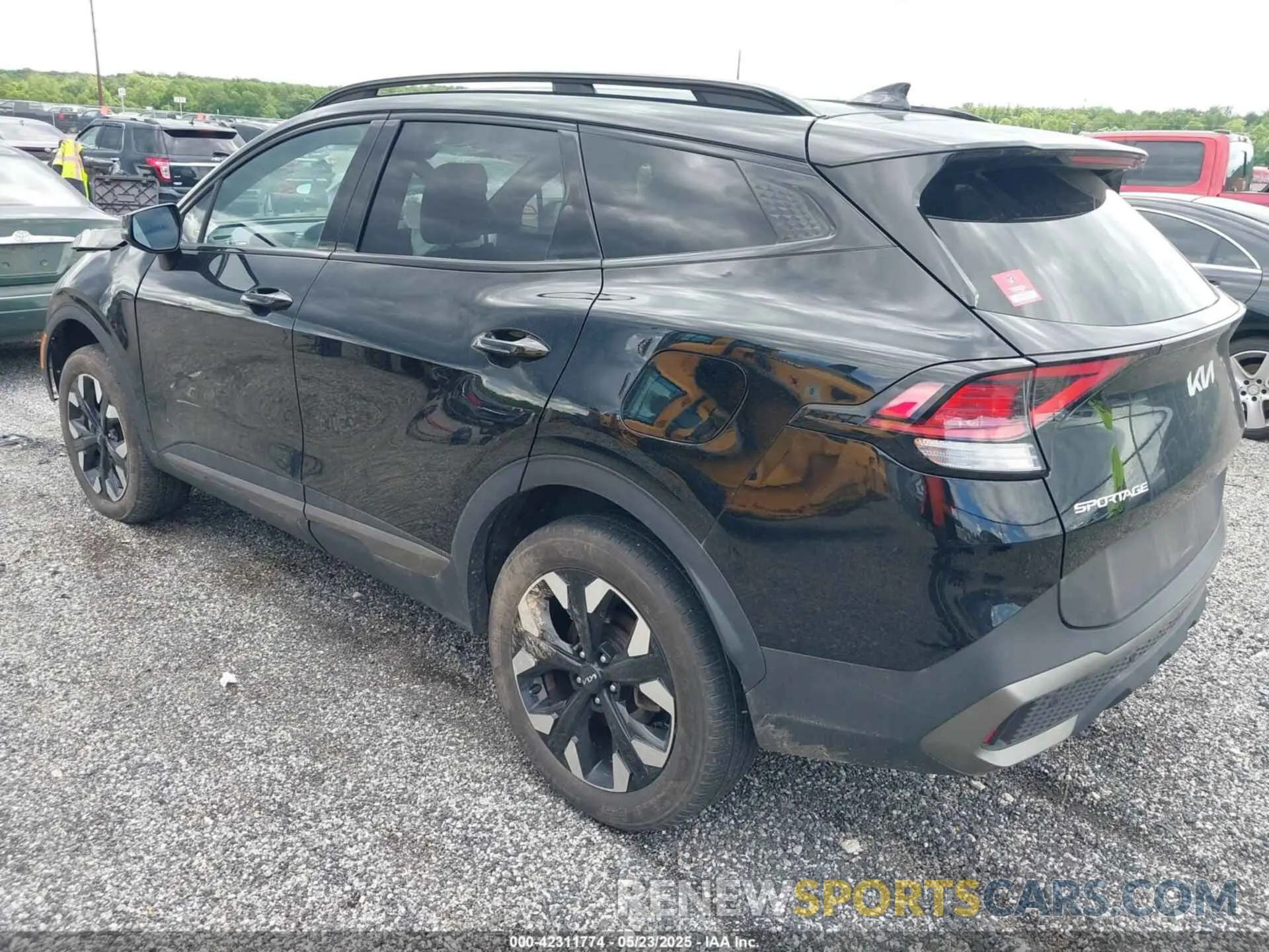 3 Photograph of a damaged car 5XYK6CAF1PG043908 KIA SPORTAGE 2023