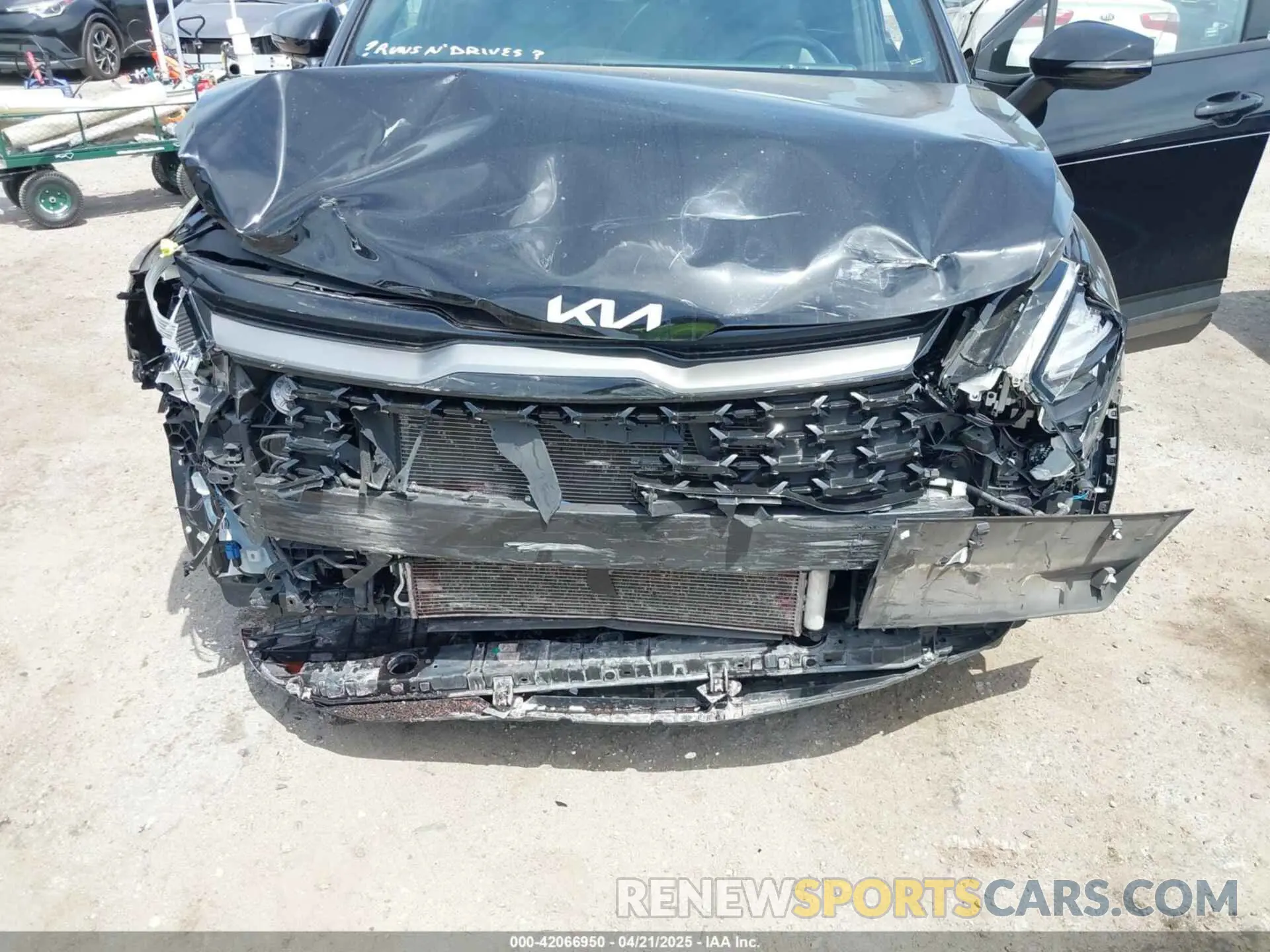 6 Photograph of a damaged car 5XYK6CAF2PG080773 KIA SPORTAGE 2023