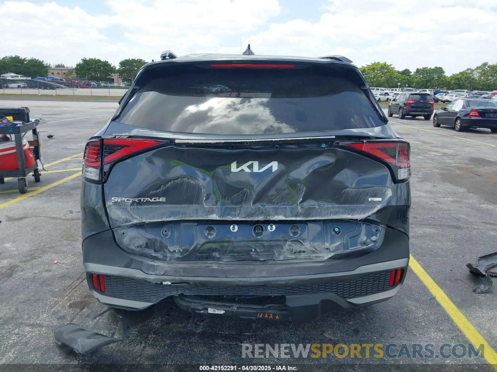 15 Photograph of a damaged car 5XYK6CAF3PG093614 KIA SPORTAGE 2023