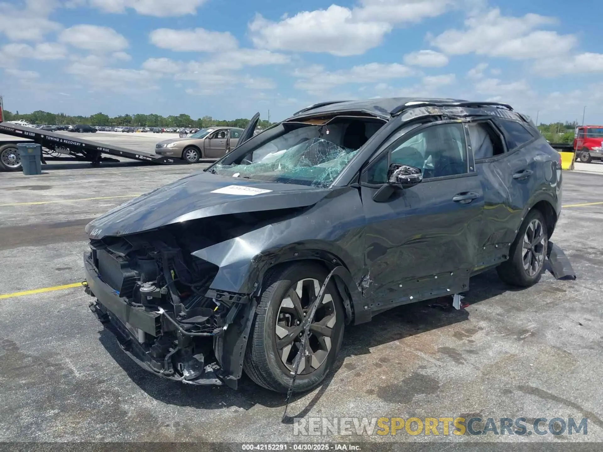 2 Photograph of a damaged car 5XYK6CAF3PG093614 KIA SPORTAGE 2023