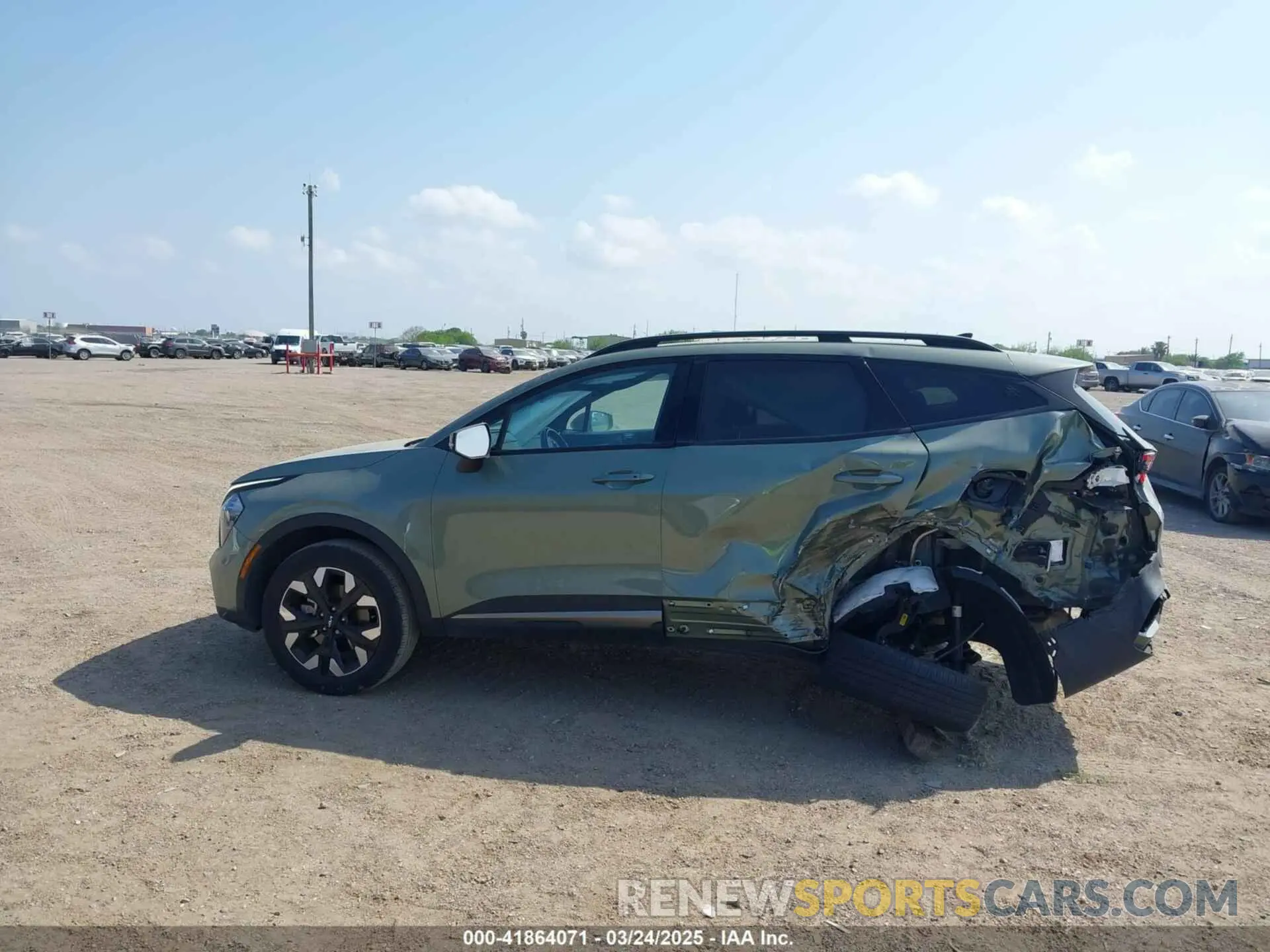 14 Photograph of a damaged car 5XYK6CAF3PG099669 KIA SPORTAGE 2023