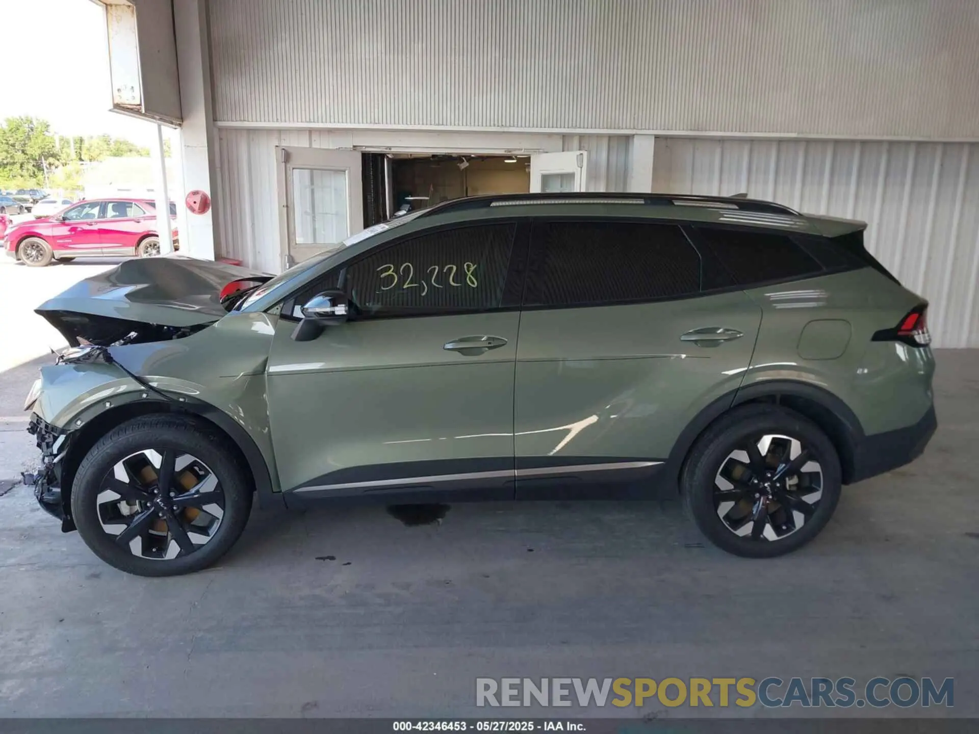 13 Photograph of a damaged car 5XYK6CAF3PG133156 KIA SPORTAGE 2023