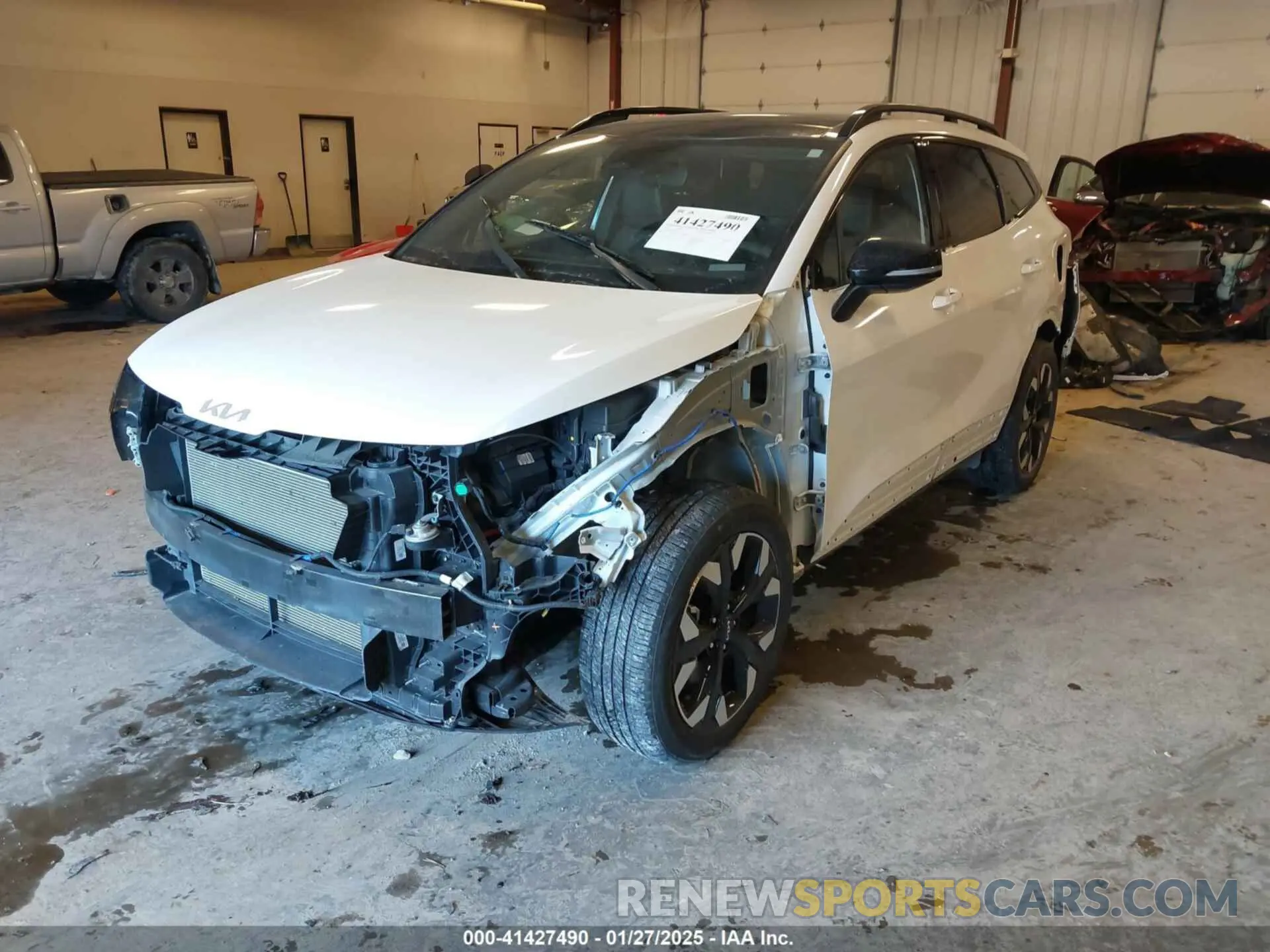 2 Photograph of a damaged car 5XYK6CAF6PG019152 KIA SPORTAGE 2023