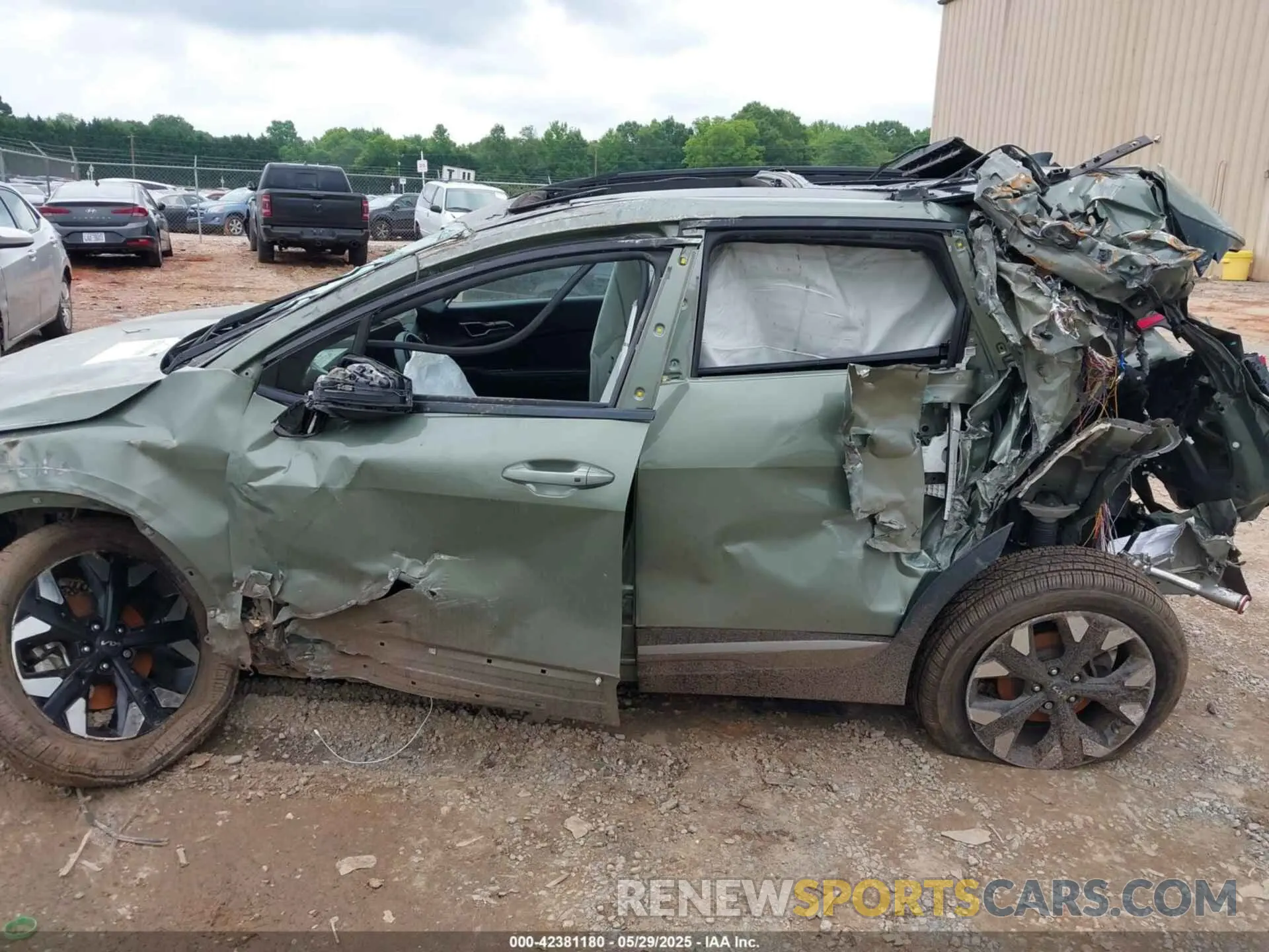 13 Photograph of a damaged car 5XYK6CAF6PG067718 KIA SPORTAGE 2023
