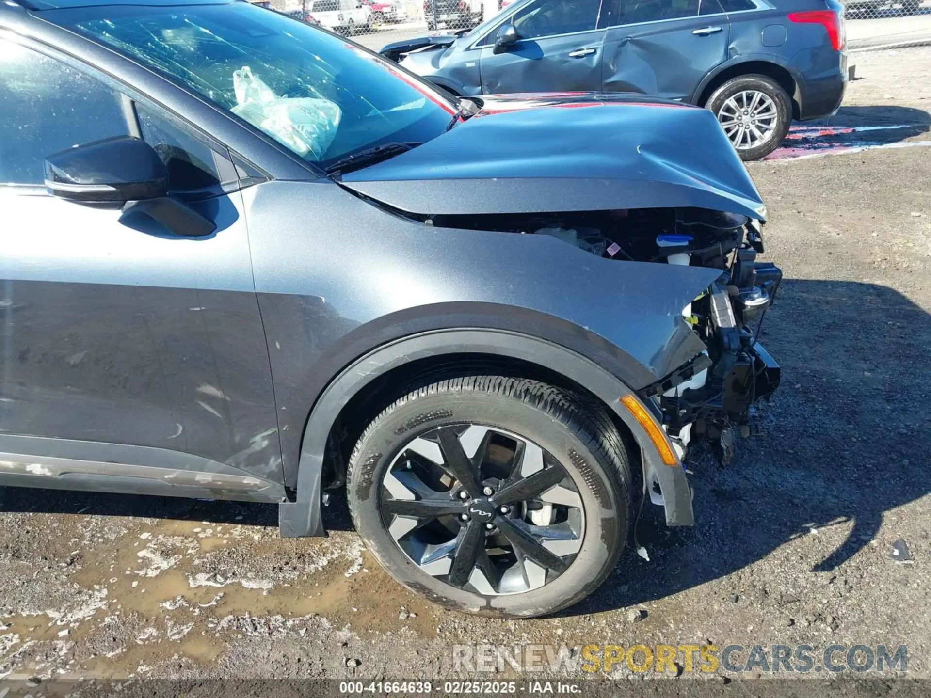 17 Photograph of a damaged car 5XYK6CAF6PG071171 KIA SPORTAGE 2023