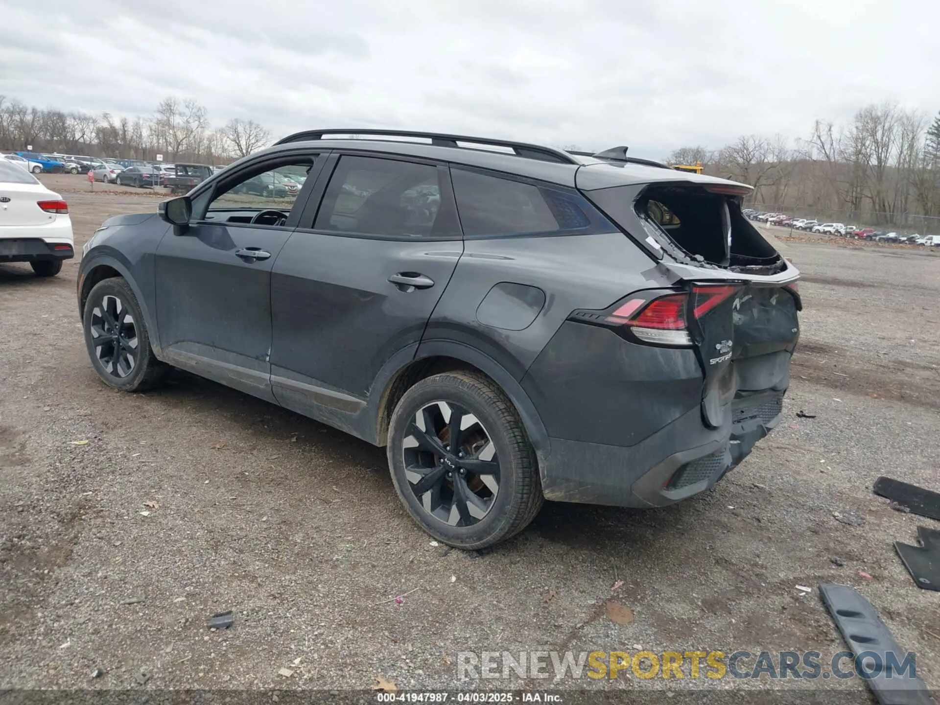 3 Photograph of a damaged car 5XYK6CAF8PG025115 KIA SPORTAGE 2023