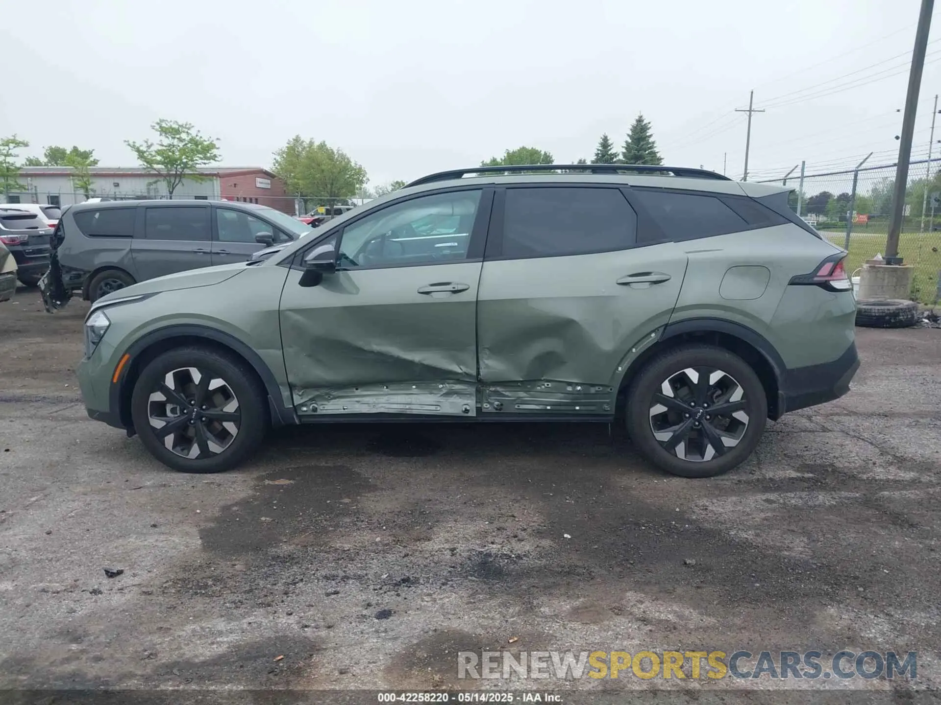 14 Photograph of a damaged car 5XYK6CAF8PG108446 KIA SPORTAGE 2023