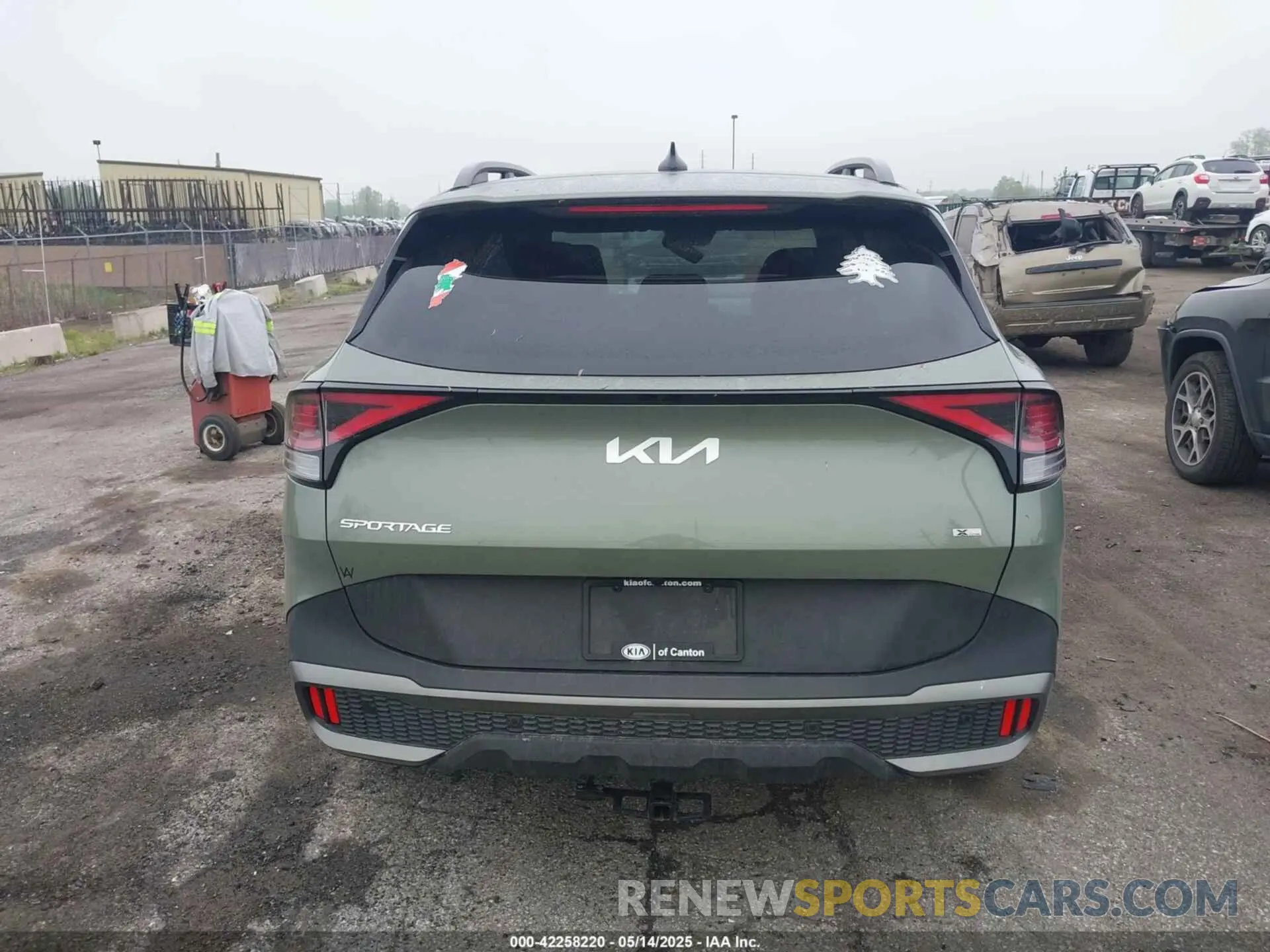 16 Photograph of a damaged car 5XYK6CAF8PG108446 KIA SPORTAGE 2023