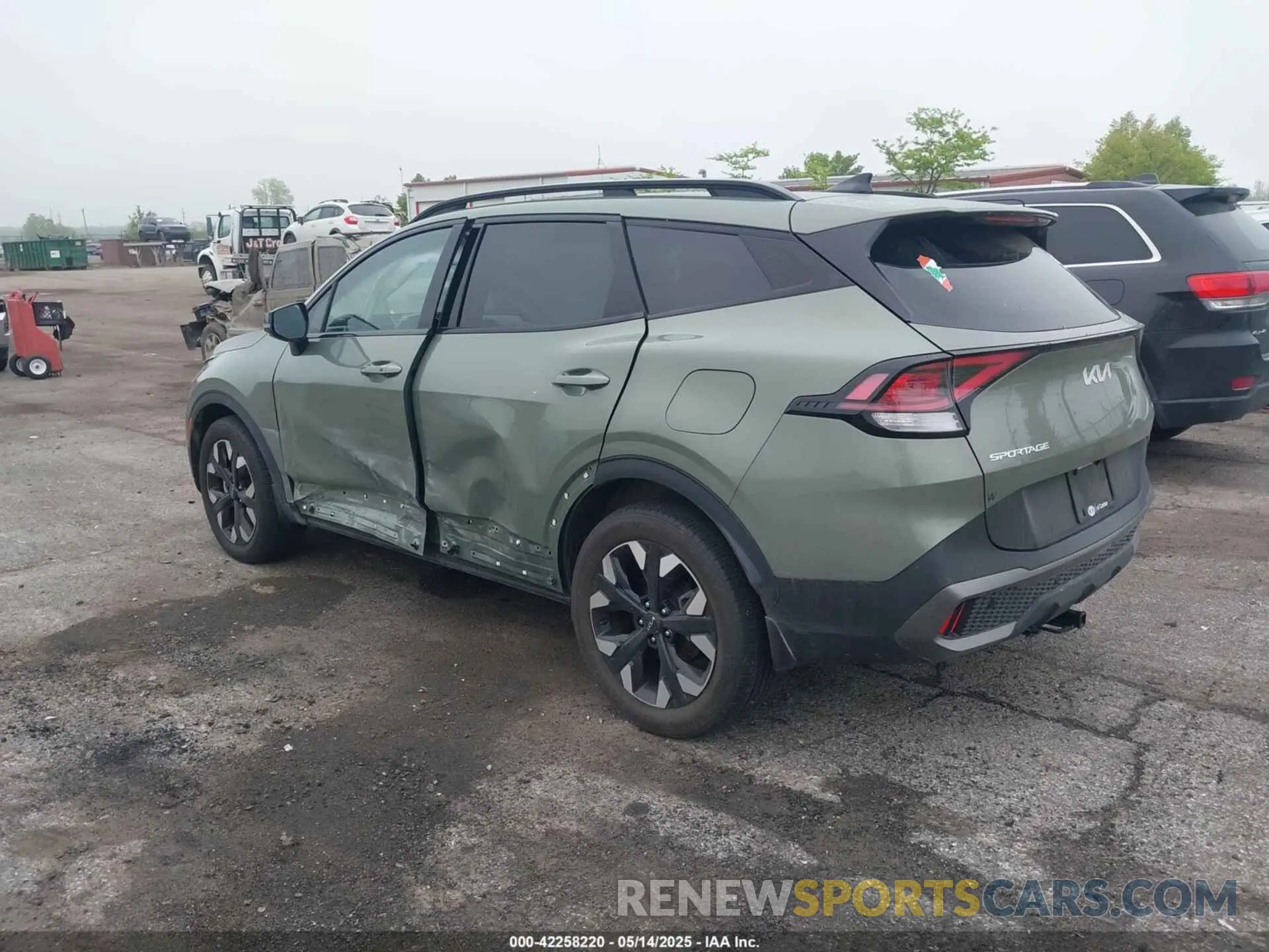 3 Photograph of a damaged car 5XYK6CAF8PG108446 KIA SPORTAGE 2023